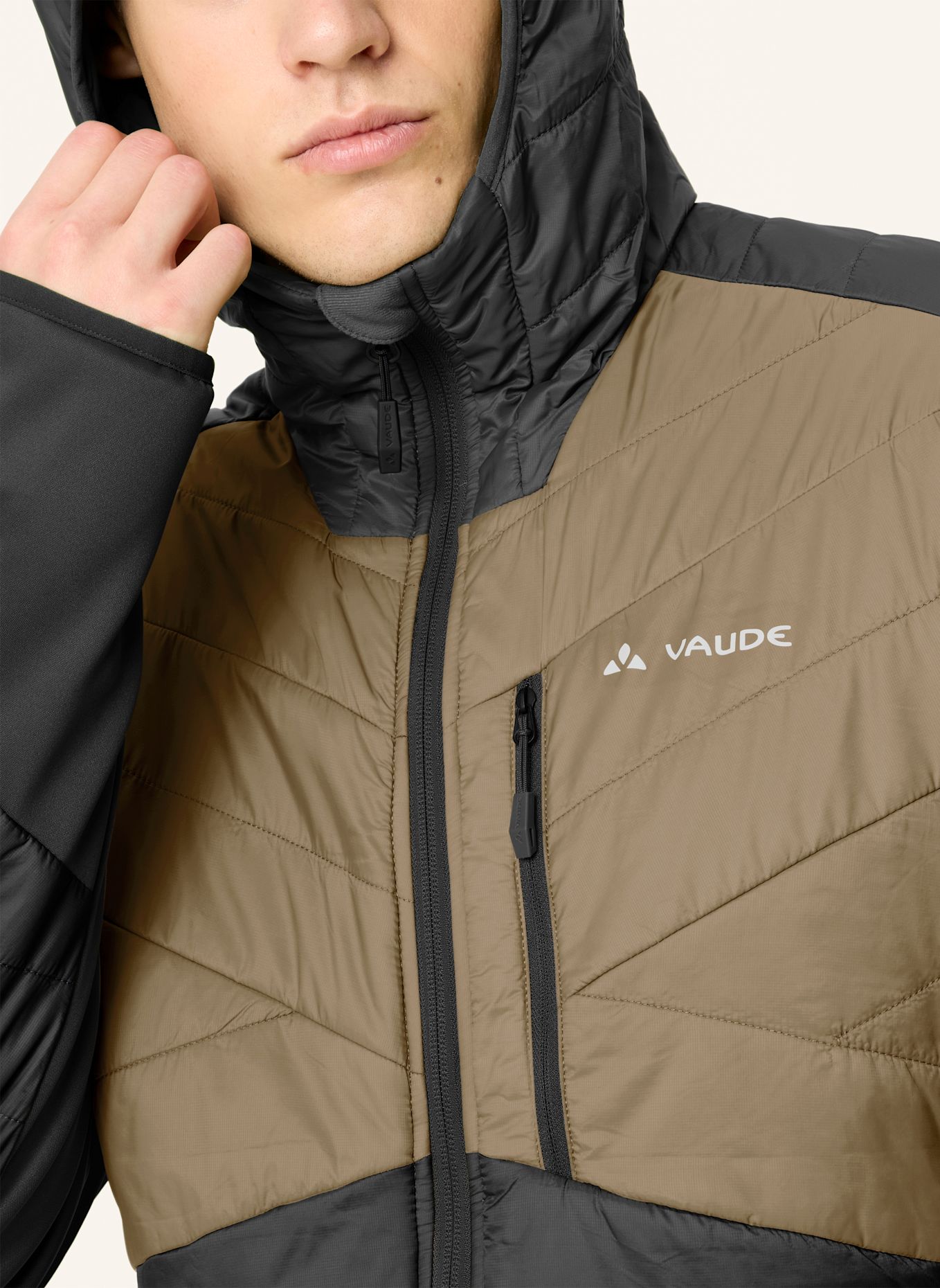 VAUDE Hybridjacke SESVENNA: GRÜN