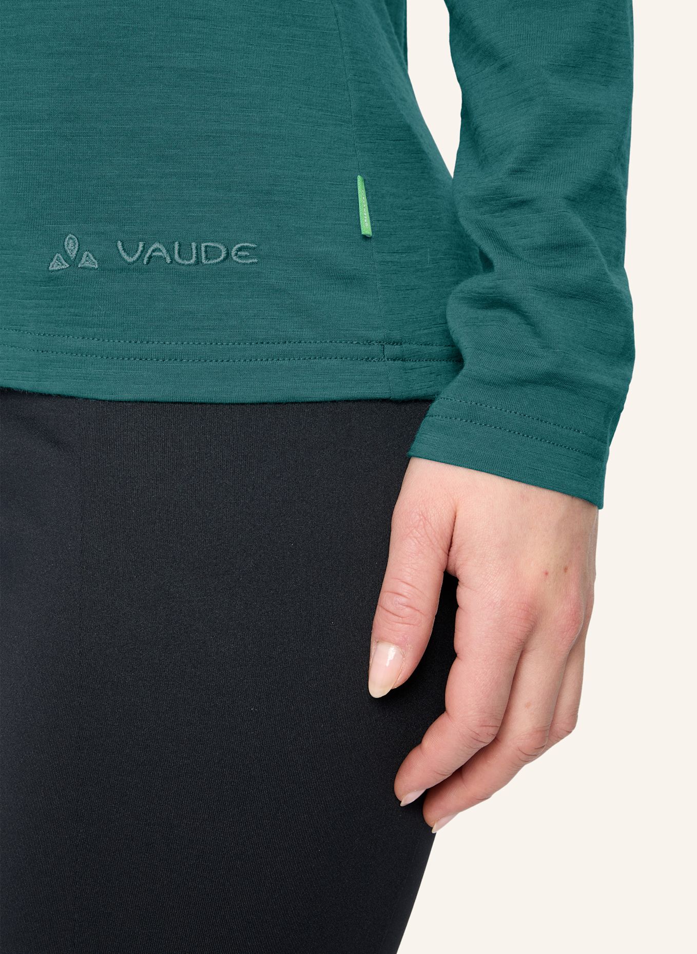 VAUDE Funktionsshirt W ESSENTIAL WOOL SHIRT: TÜRKIS / PETROL