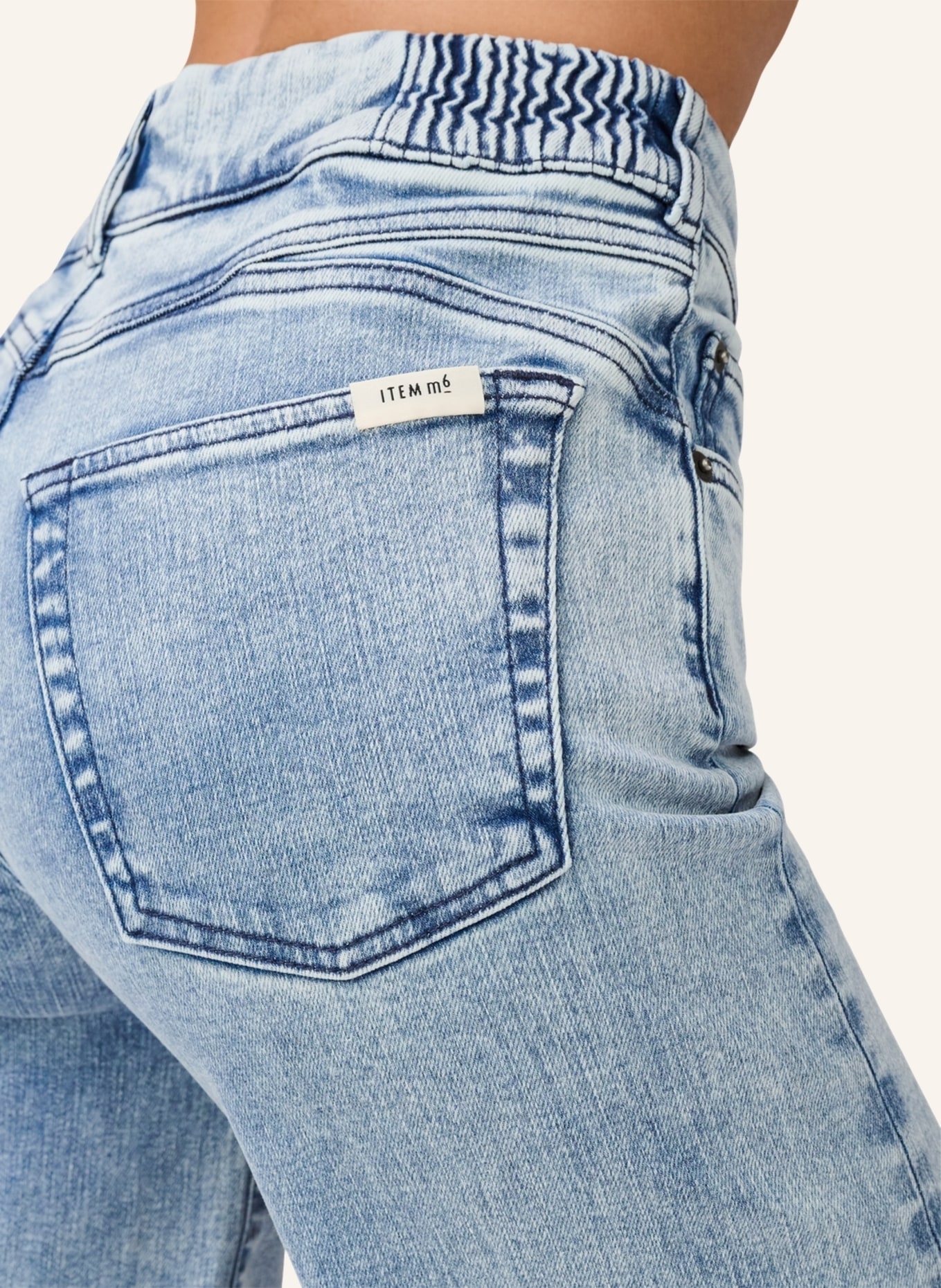 ITEM m6 Flared Jeans WIDE LEGGED HIGH RISE DENIM, Farbe: HELLBLAU (Bild 6)