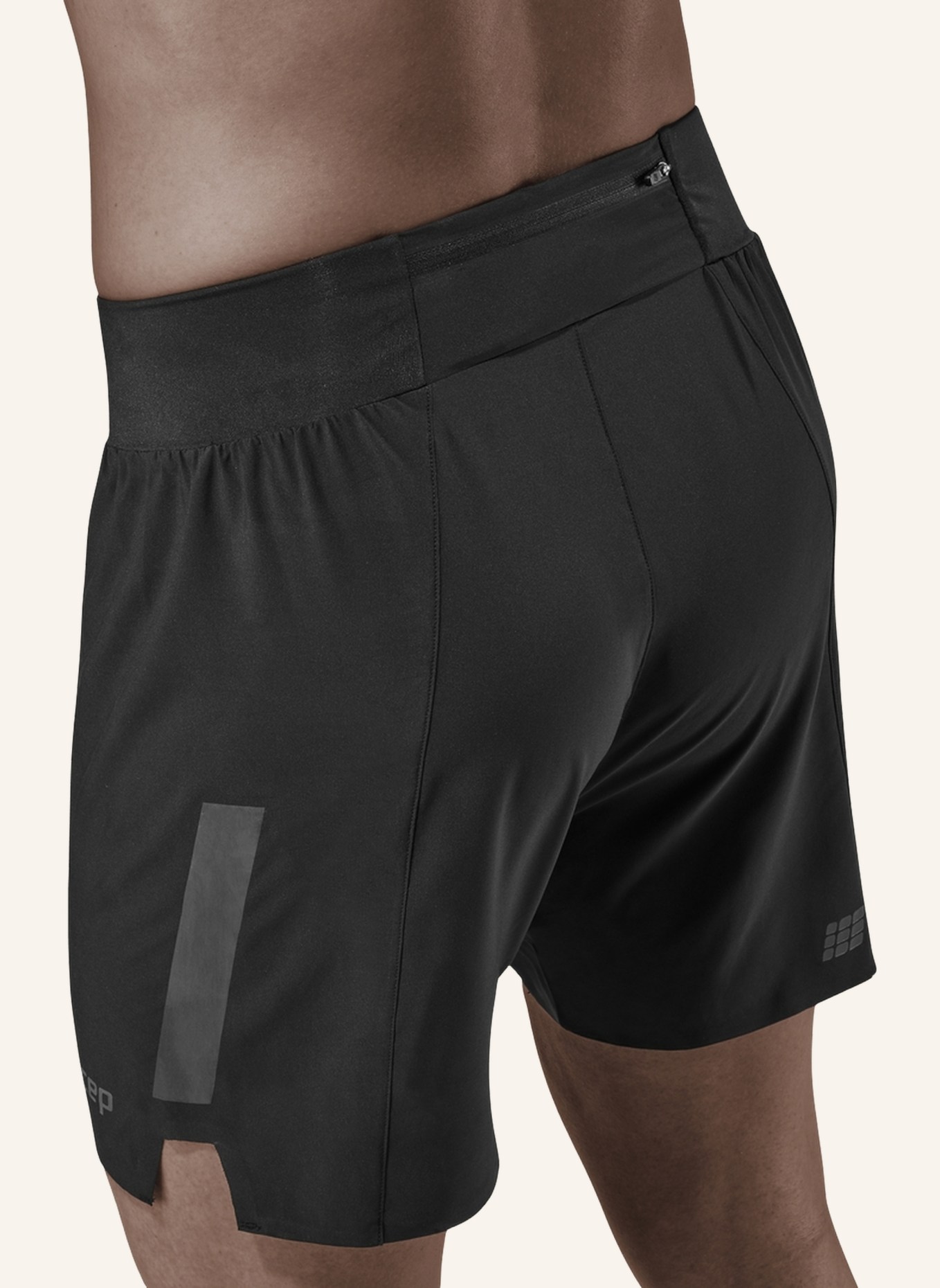 cep Laufshorts THE RUN LOOSE FIT, Farbe: SCHWARZ (Bild 4)