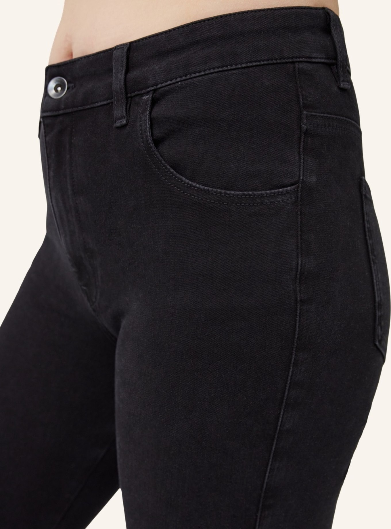 ITEM m6 Jeans DENIM HIGH RISE mit Shaping-Effekt, Farbe: SCHWARZ (Bild 3)