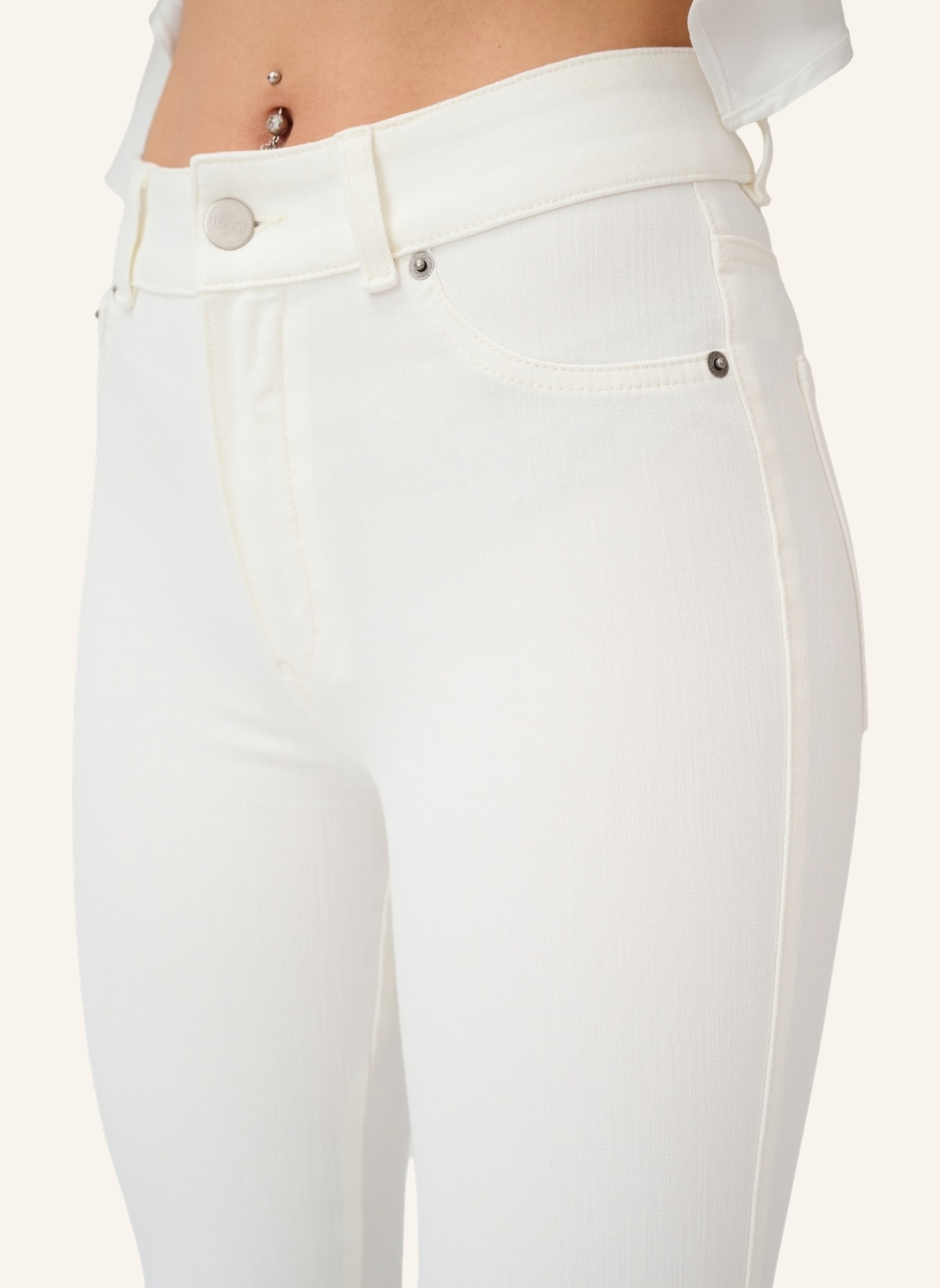 ITEM m6 7/8-Jeans CROPPED HIGH RISE mit Shaping-Effekt, Farbe: WEISS (Bild 4)