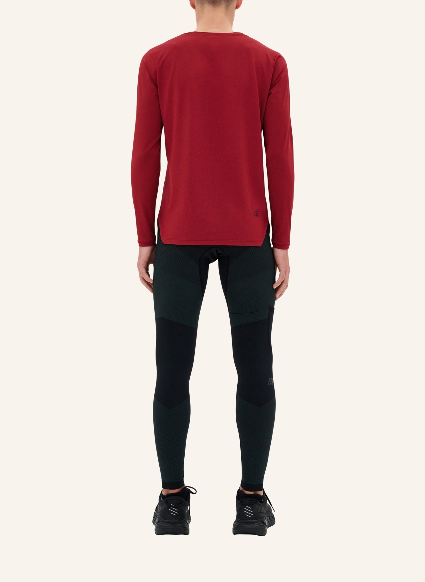 cep Laufshirt THE RUN LONG SLEEVE, Farbe: DUNKELROT (Bild 2)