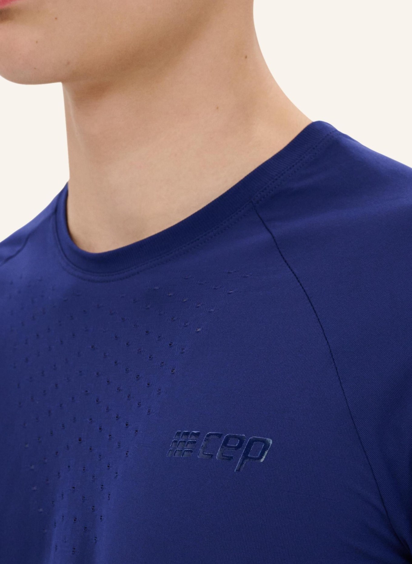 cep Laufshirt ULTRALIGHT SHORT SLEEVE: DUNKELBLAU