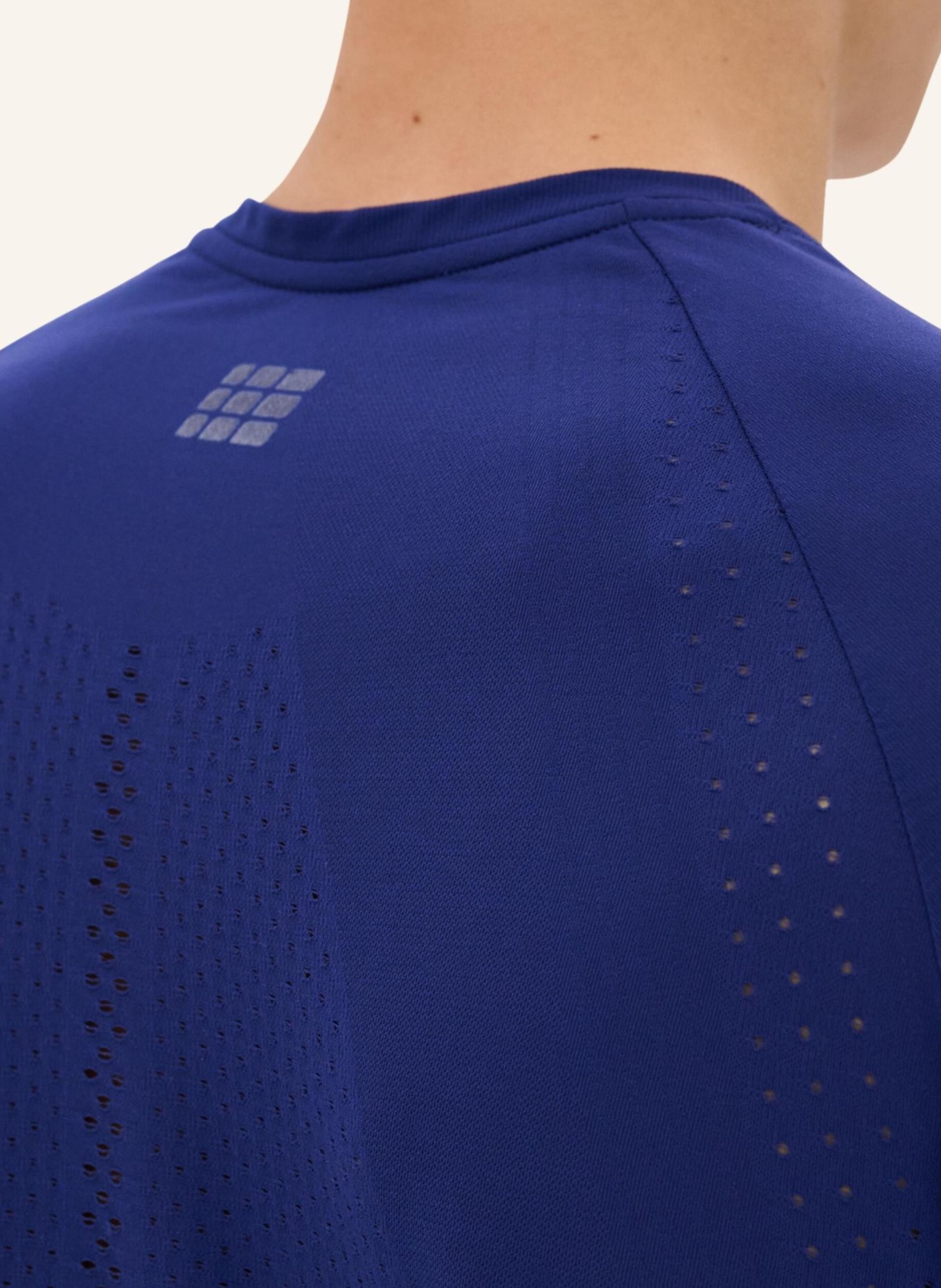 cep Laufshirt ULTRALIGHT SHORT SLEEVE: DUNKELBLAU