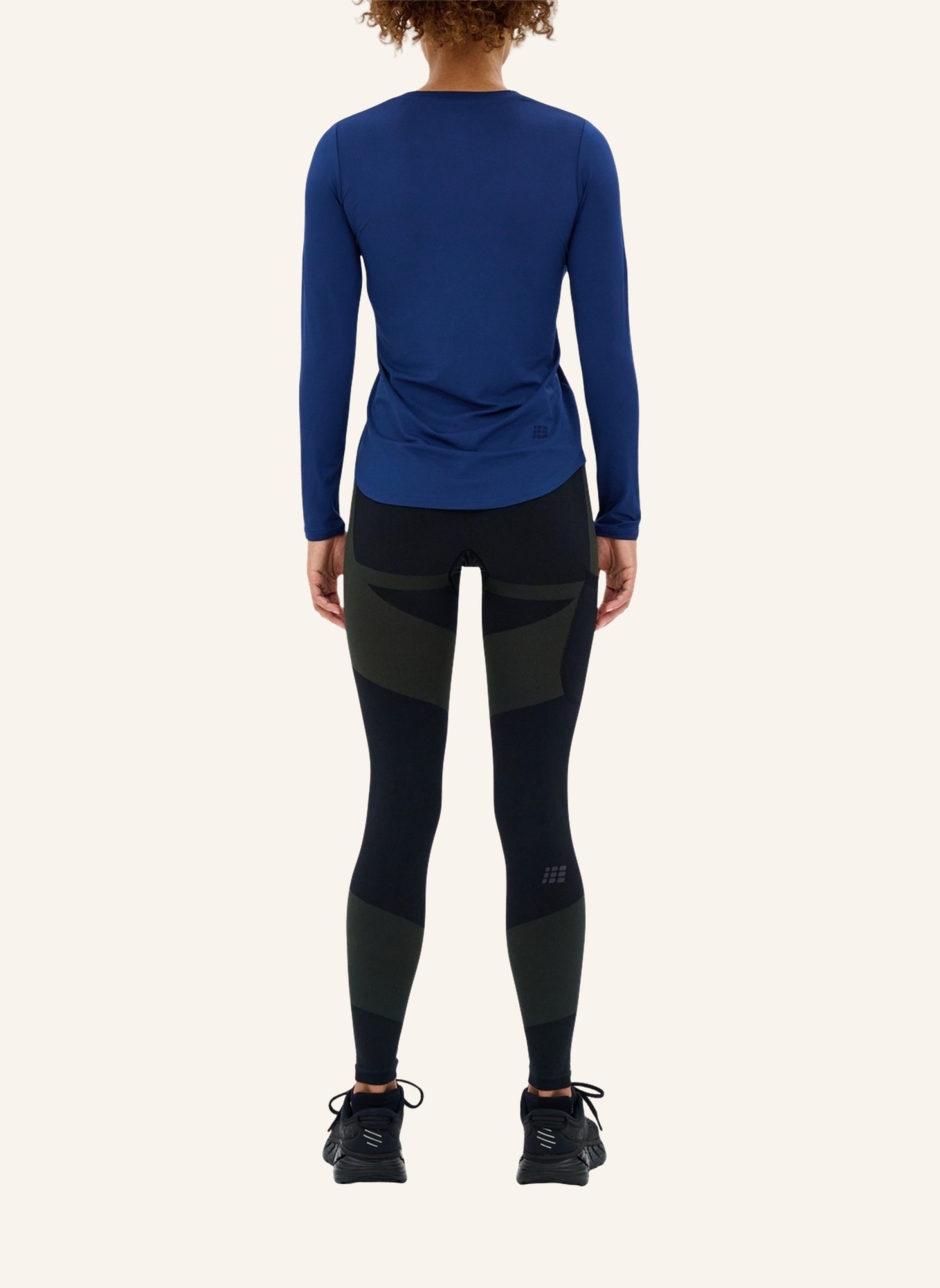 cep Tights THE RUN SEAMLESS mit Kompression: SCHWARZ