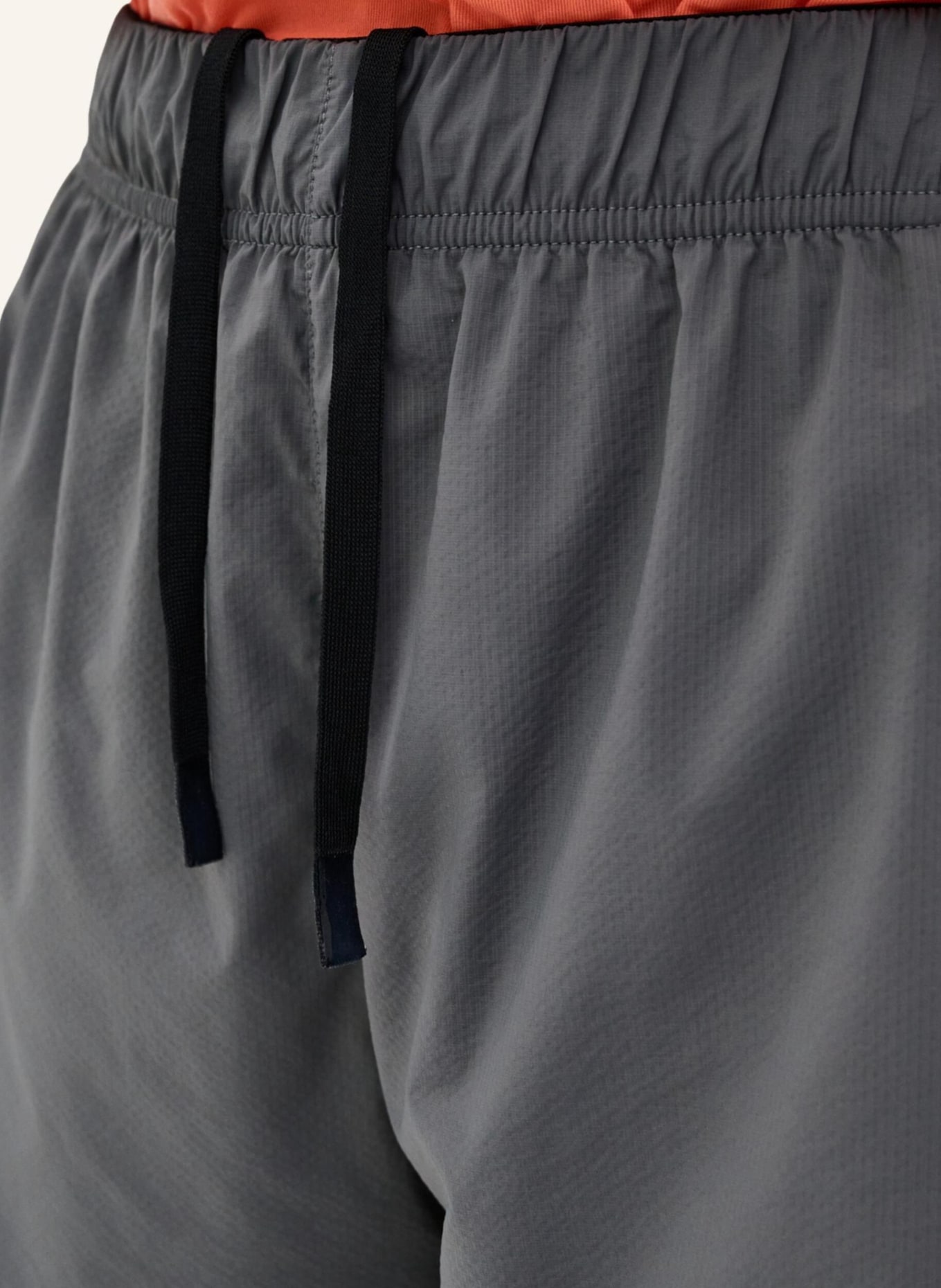 cep Laufshorts ULTRALIGHT LOOSE FIT, Farbe: GRAU (Bild 6)