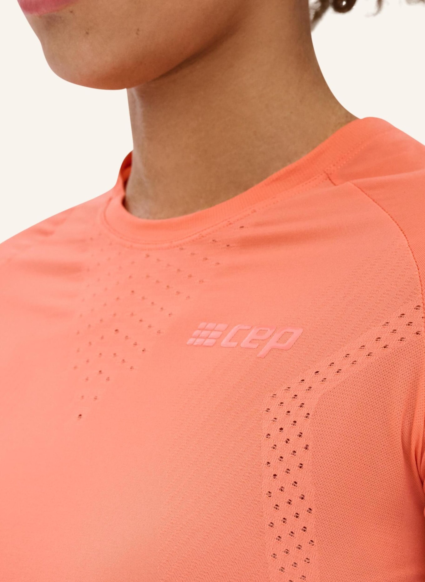 cep Laufshirt ULTRALIGHT SHORT SLEEVE, Farbe: ORANGE (Bild 4)