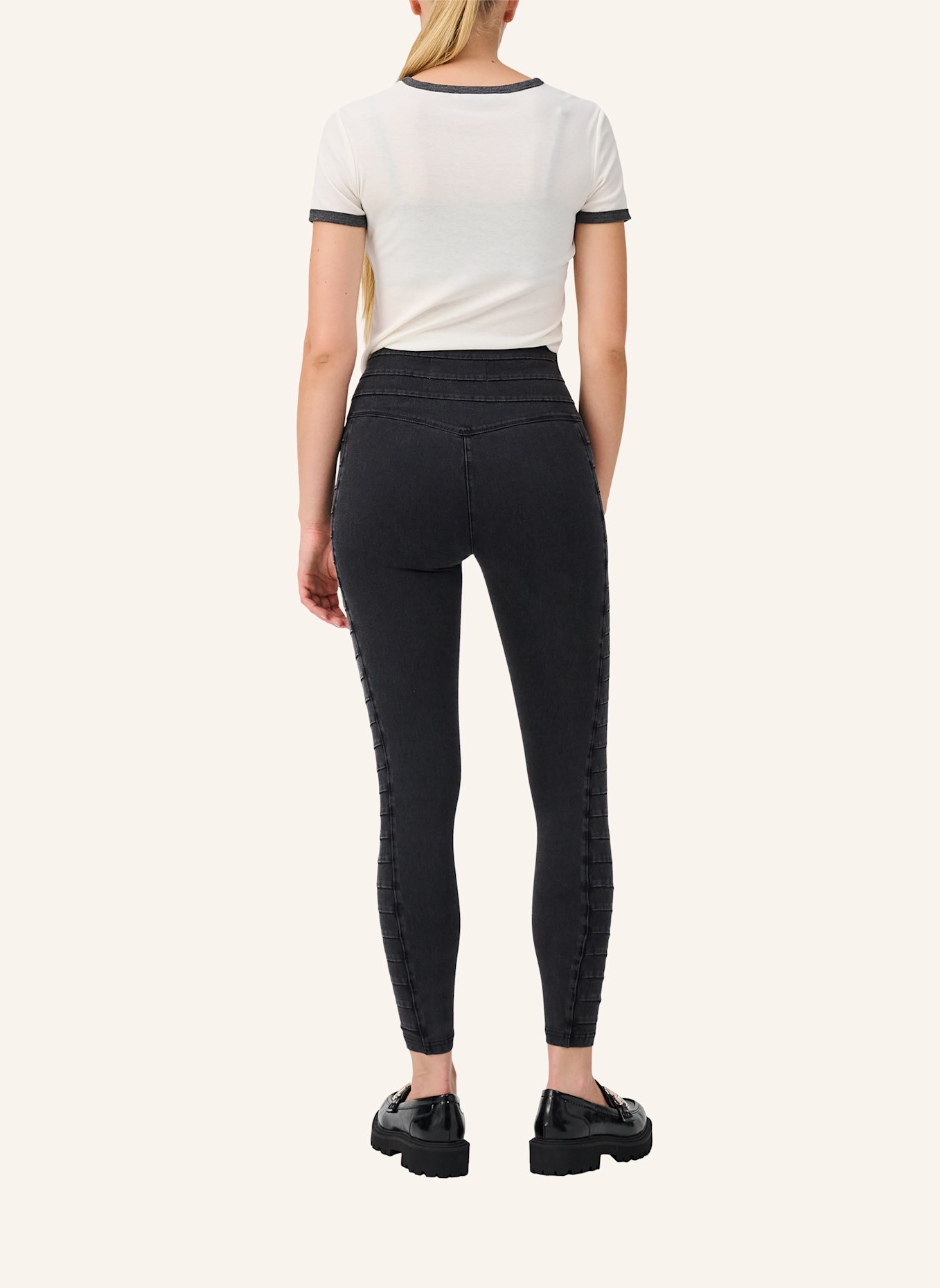 ITEM m6 Leggings BIKER mit Shapingeffekt: SCHWARZ