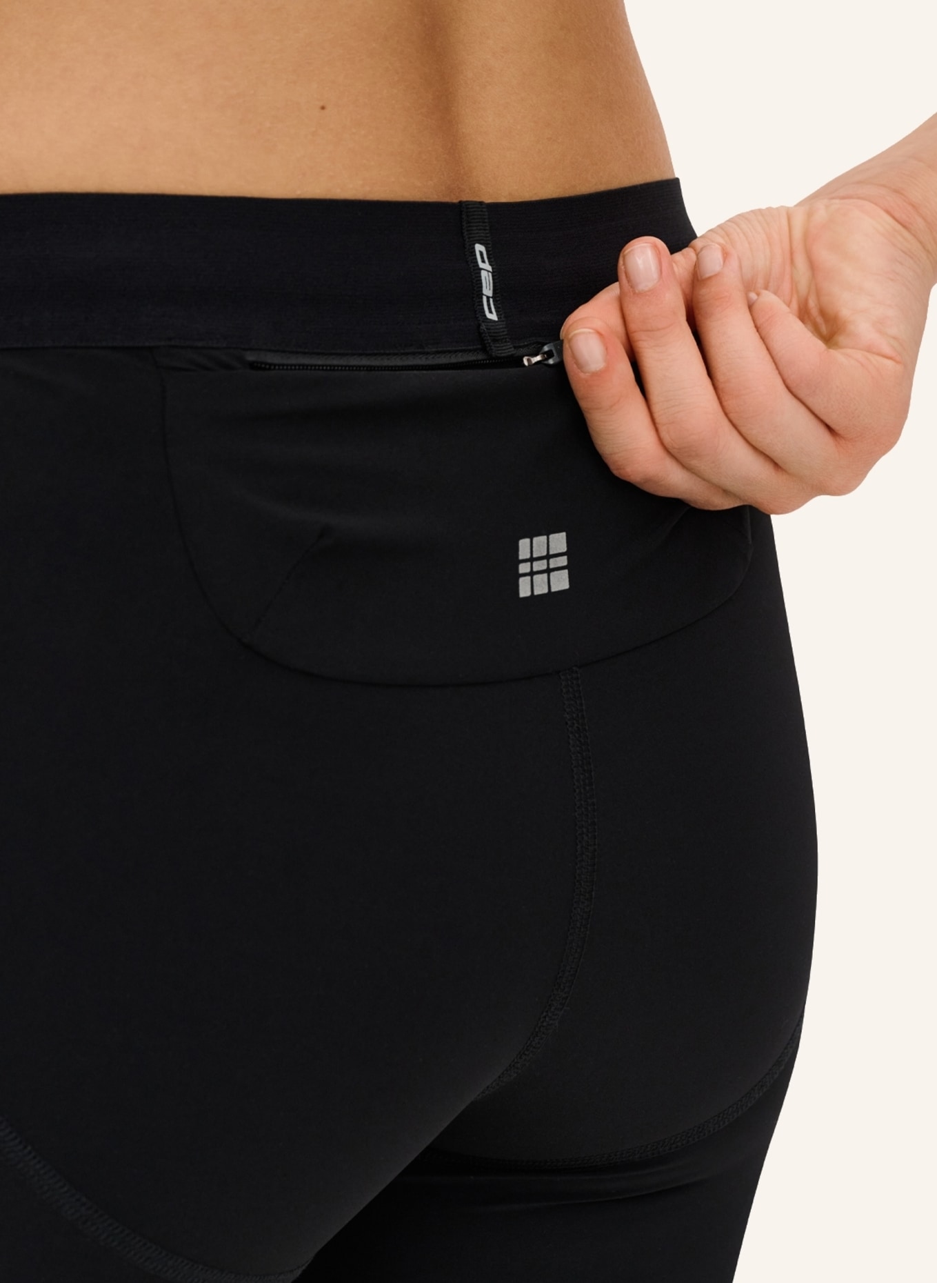 cep CEP CEP pro run ultralight shorts, women: SCHWARZ
