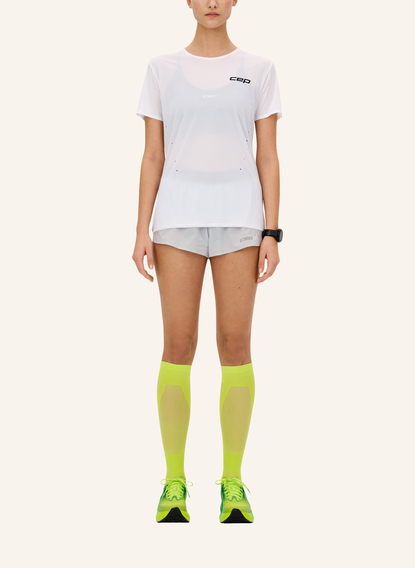 cep CEP CEP pro run ultralight shorts, loose fit, women: HELLGRAU