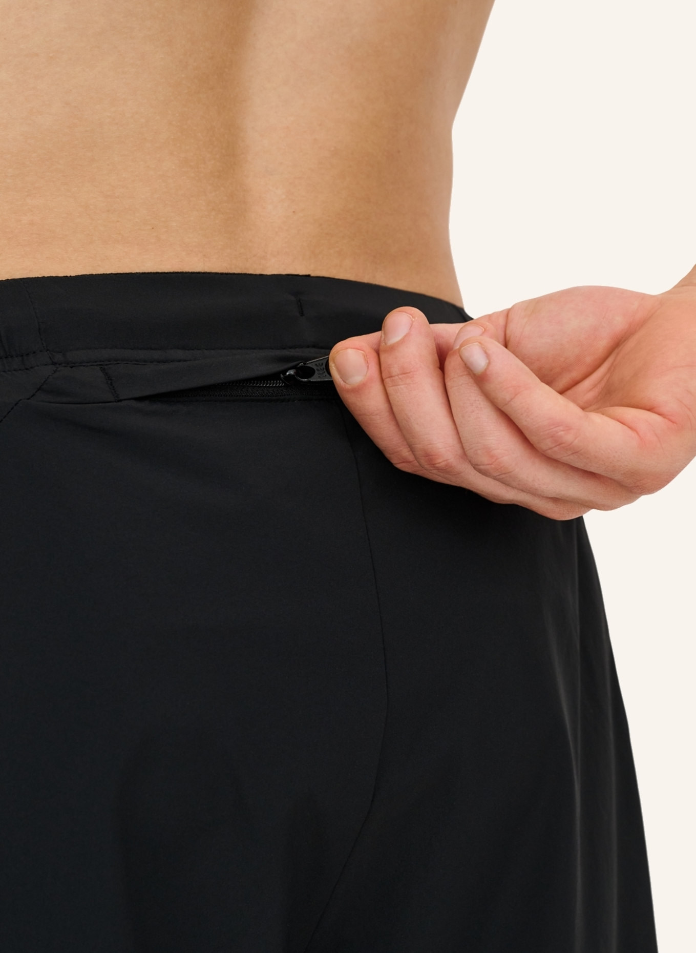 cep CEP CEP run shorts, loose fit, men: SCHWARZ