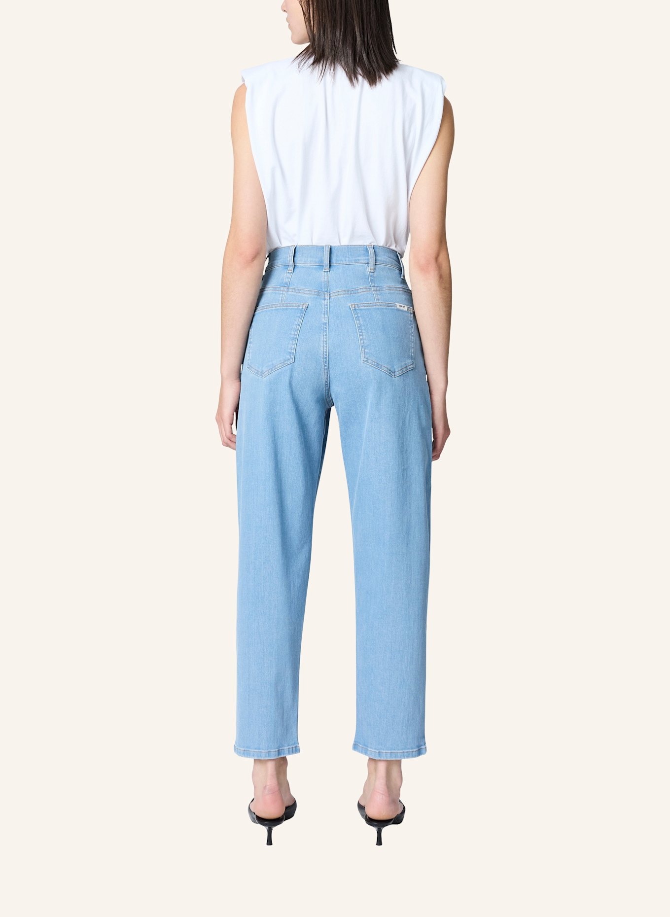 ITEM m6 Mom Jeans RELAXED HIGH RISE DENIM: HELLBLAU