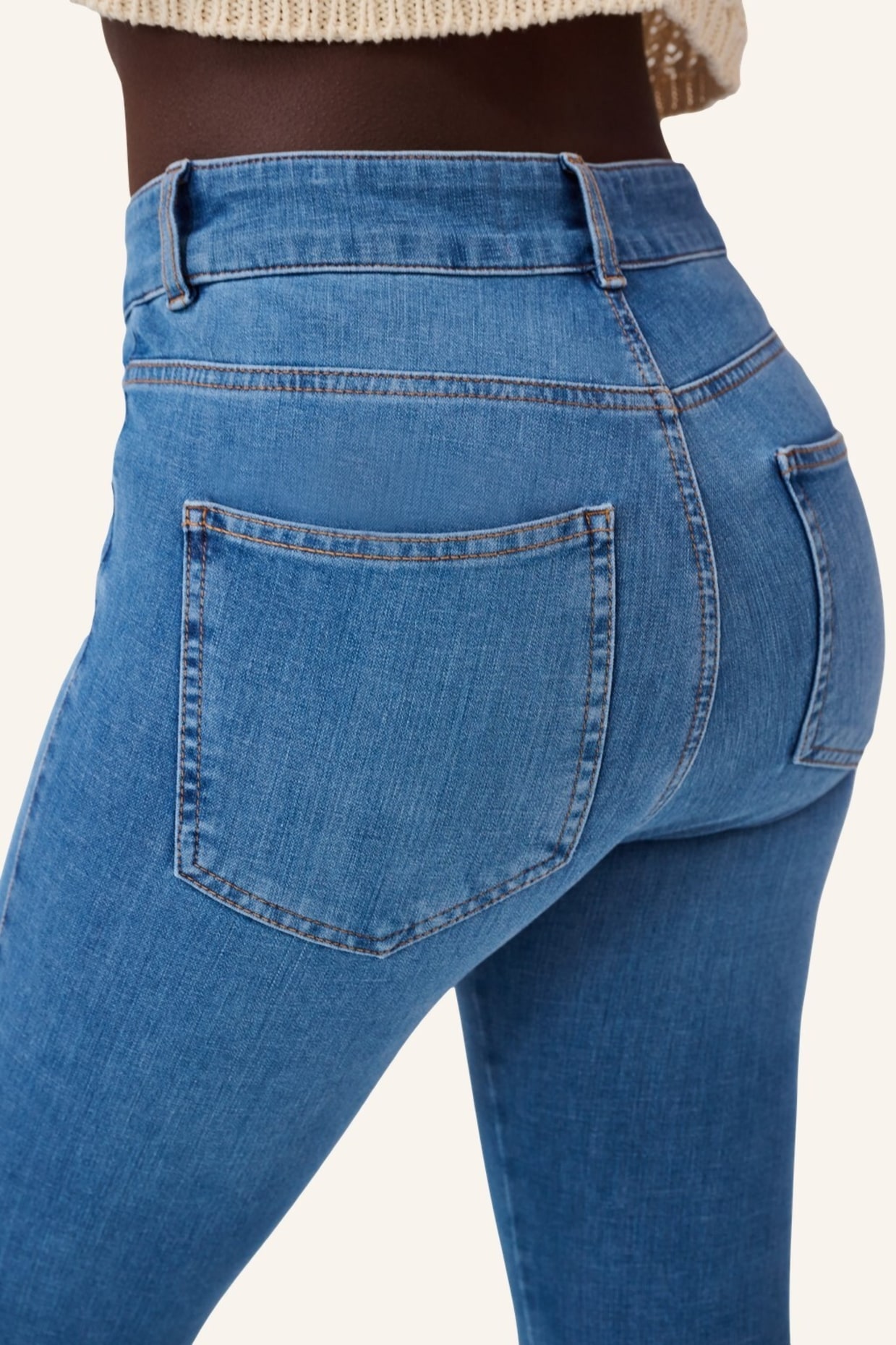 ITEM m6 7/8-Jeans CROPPED HIGH RISE mit Shaping-Effekt, Farbe: BLAU (Bild 3)