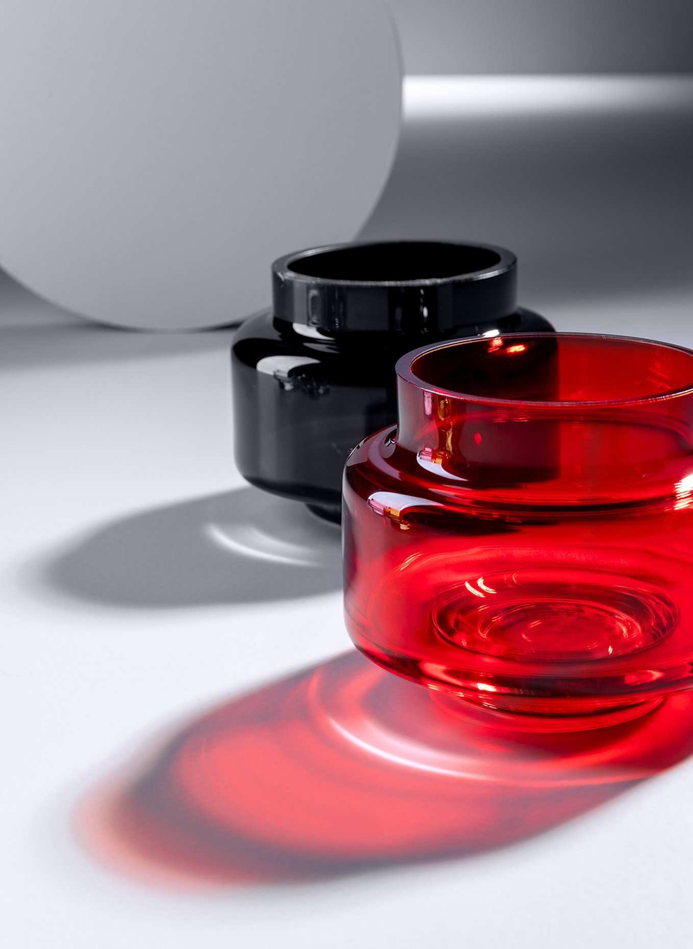 Fink Studio Teelichthalter NICE ONE: ROT/ SCHWARZ