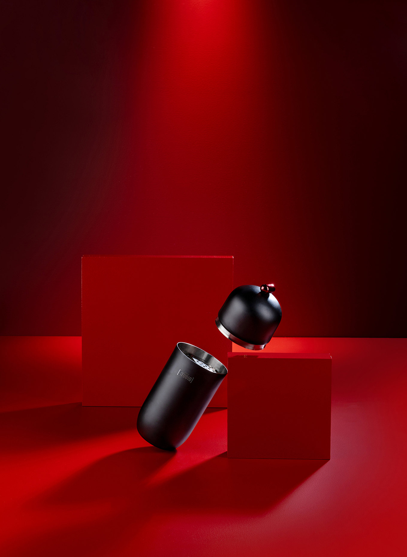 Fink Studio Cocktailshaker POP ART: ROT/ SCHWARZ