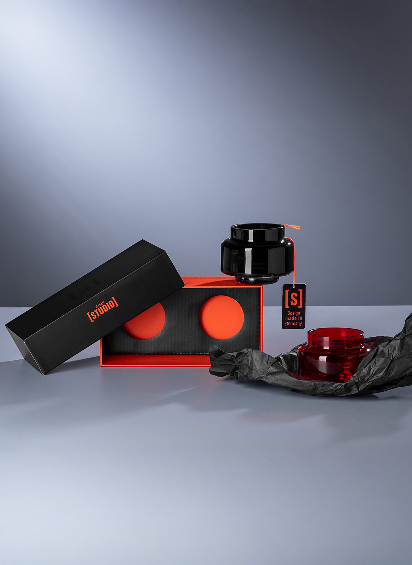 Fink Studio Teelichthalter NICE ONE: ROT/ SCHWARZ