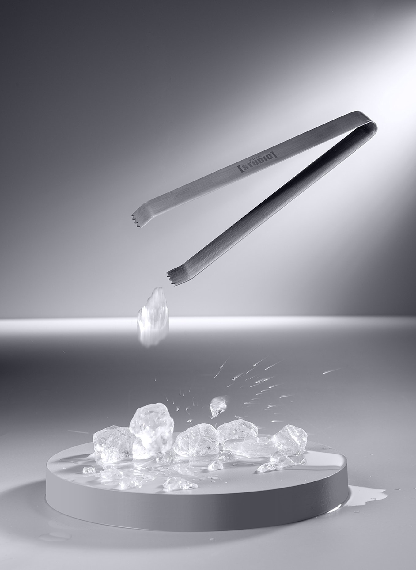 Fink Studio Zange BEST HELP: GRAU