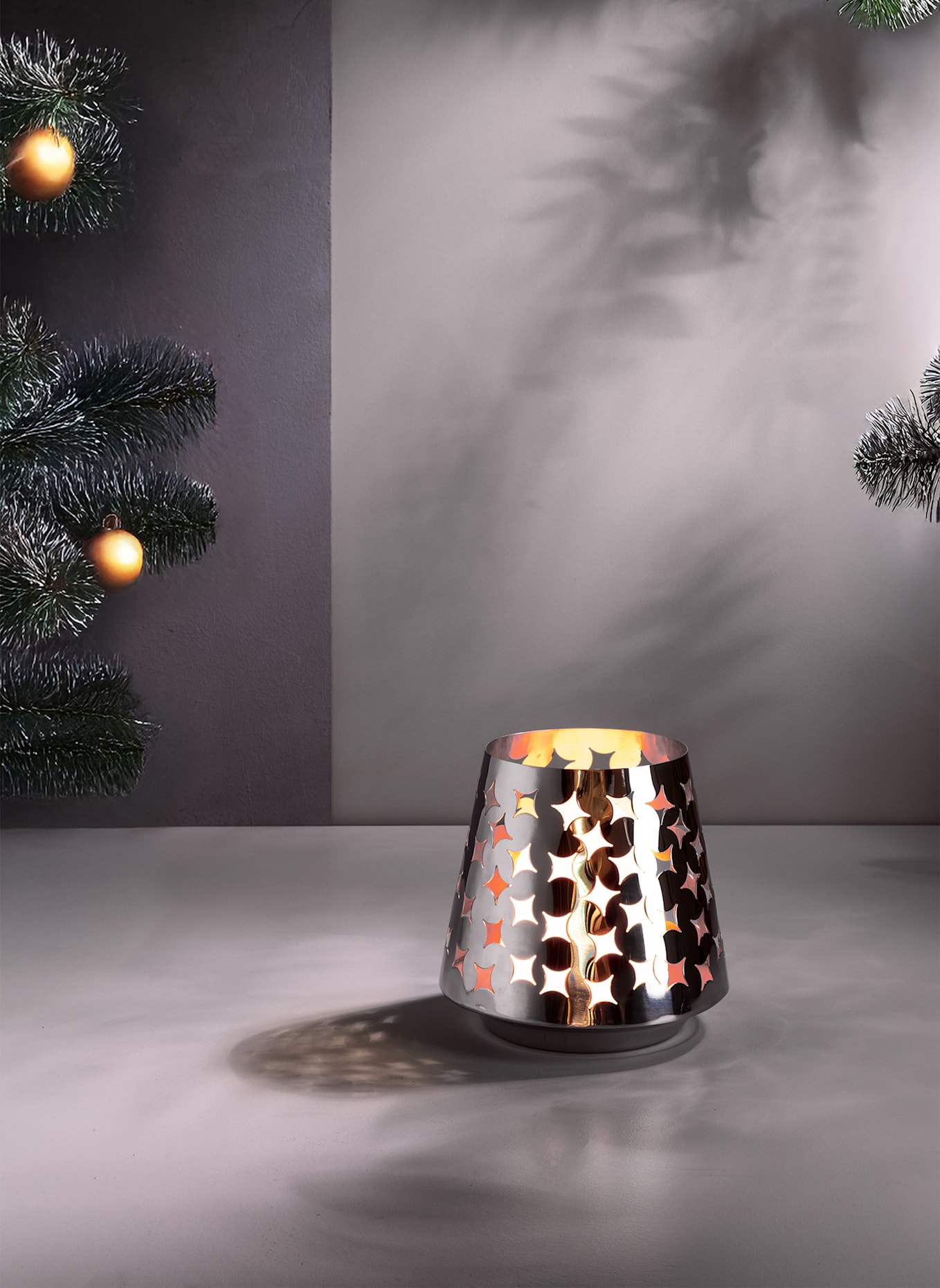 Fink Windlicht mit LED-Leuchtzylinder LUMA: SILBER