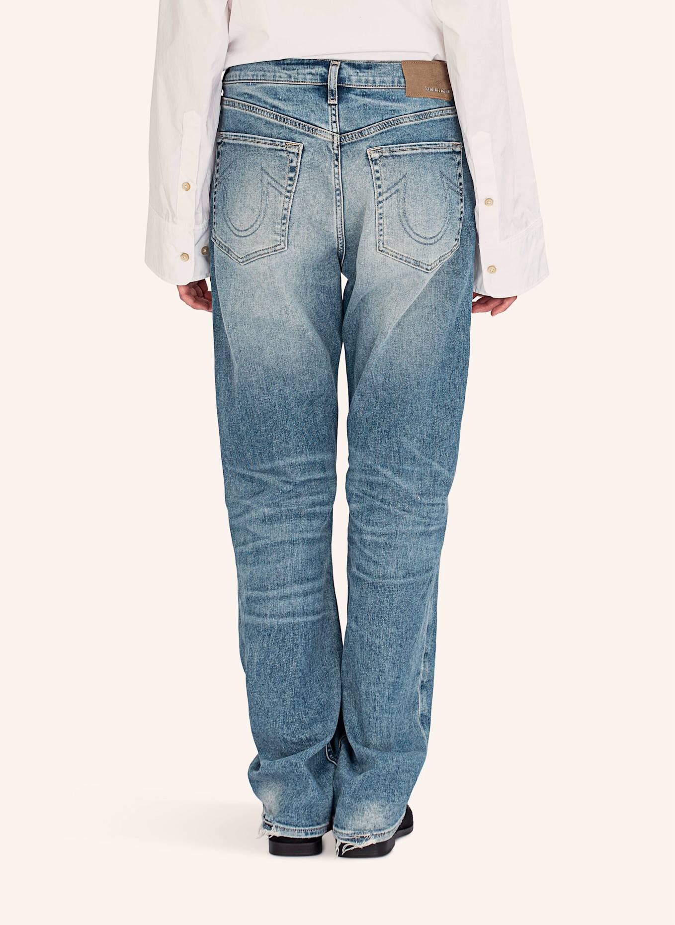 TRUE RELIGION Jeans KATE Relaxed Straight, Farbe: BLAU (Bild 7)