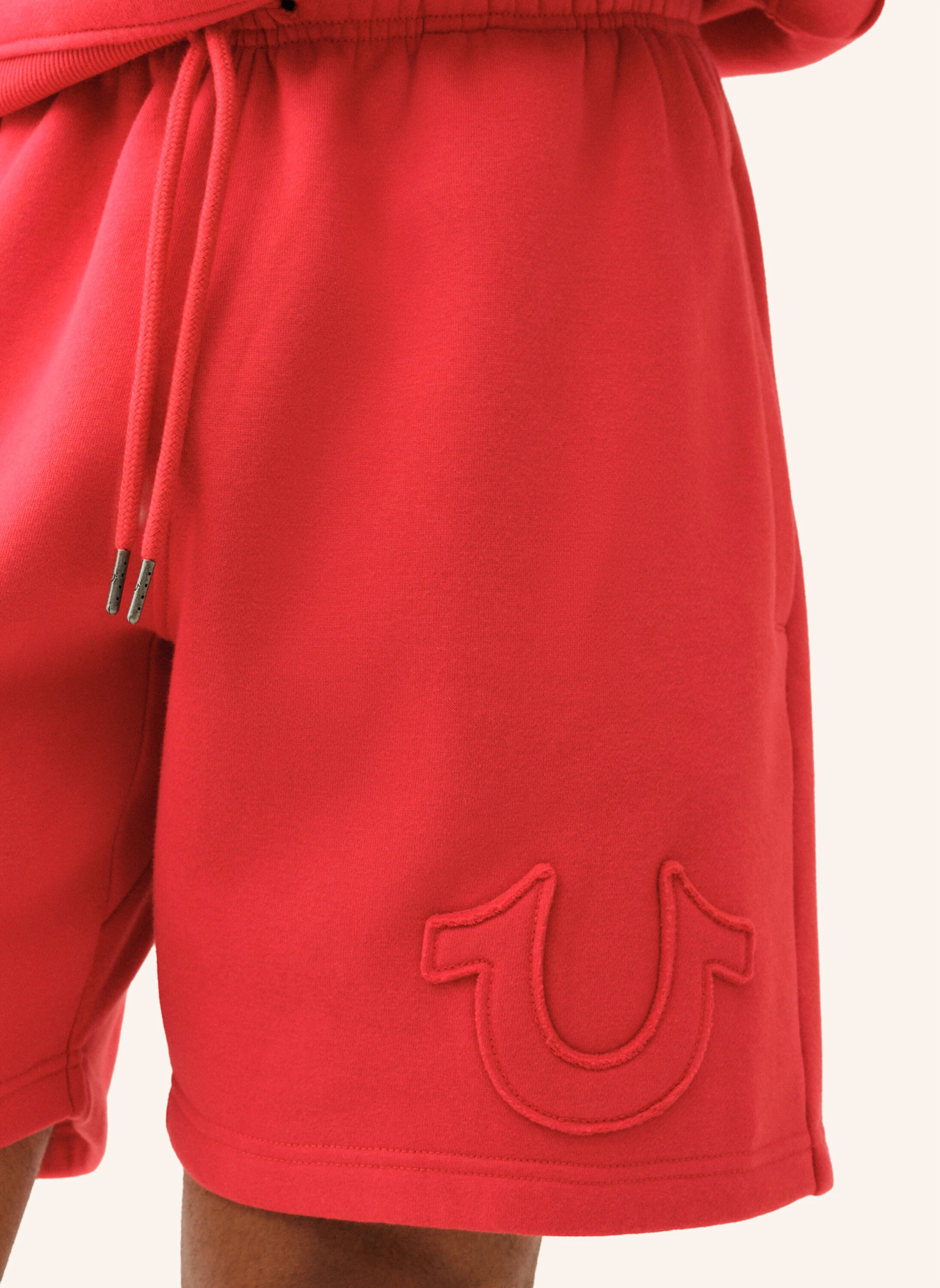 TRUE RELIGION Sweatshorts: ROT