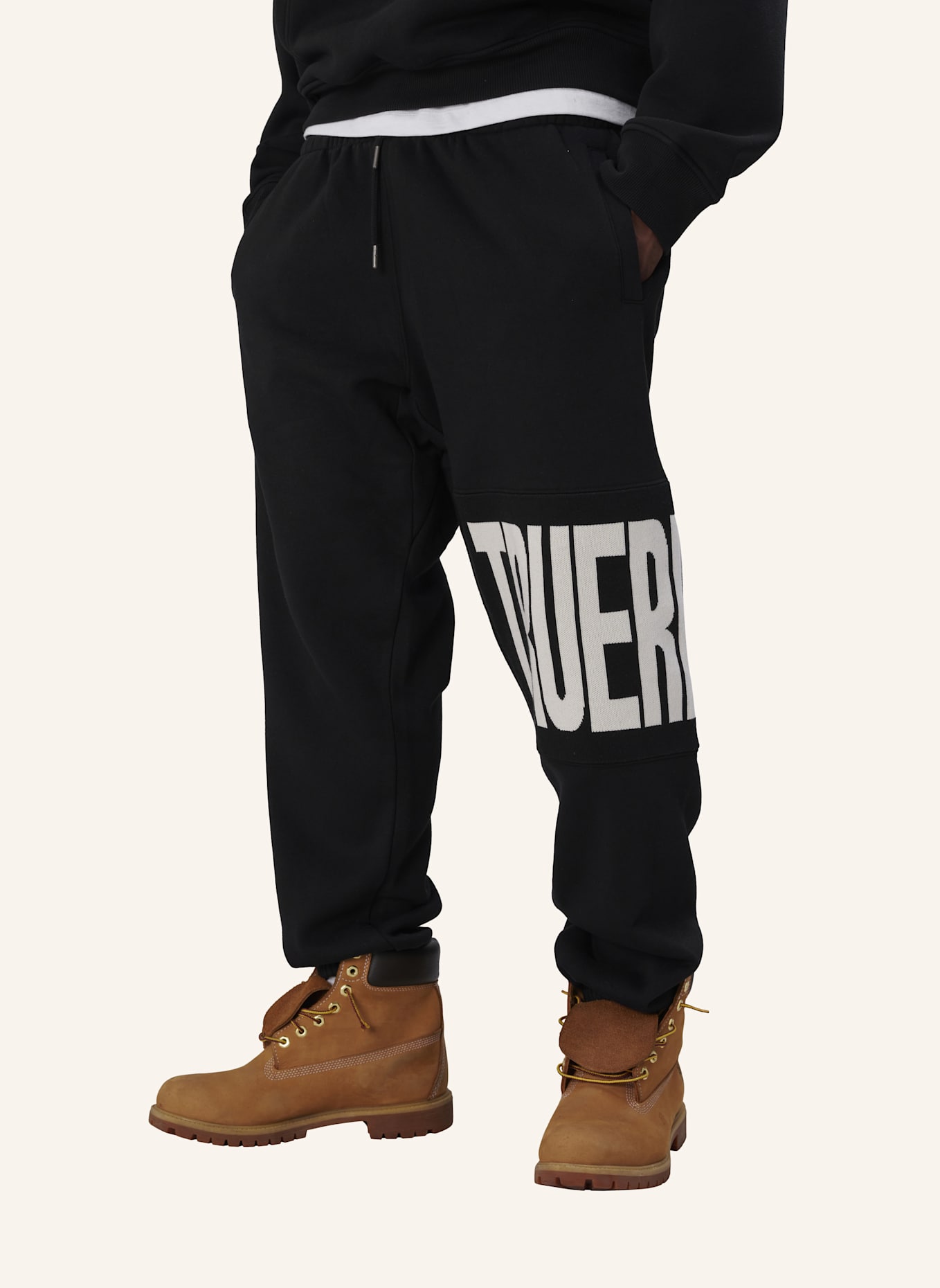 TRUE RELIGION Sweatpant: SCHWARZ