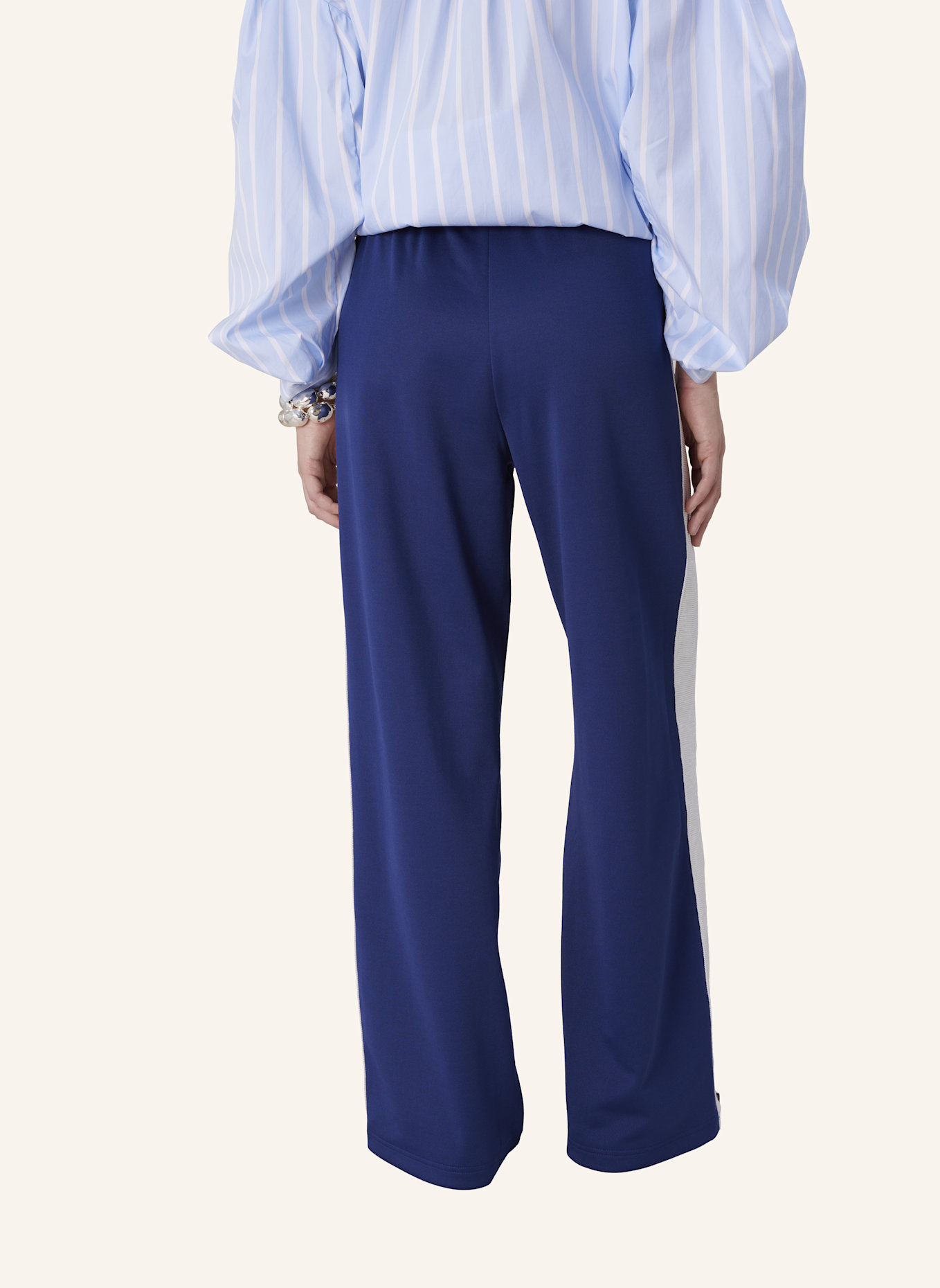 TRUE RELIGION Hose TAYLOR im Jogging Stil: BLAU