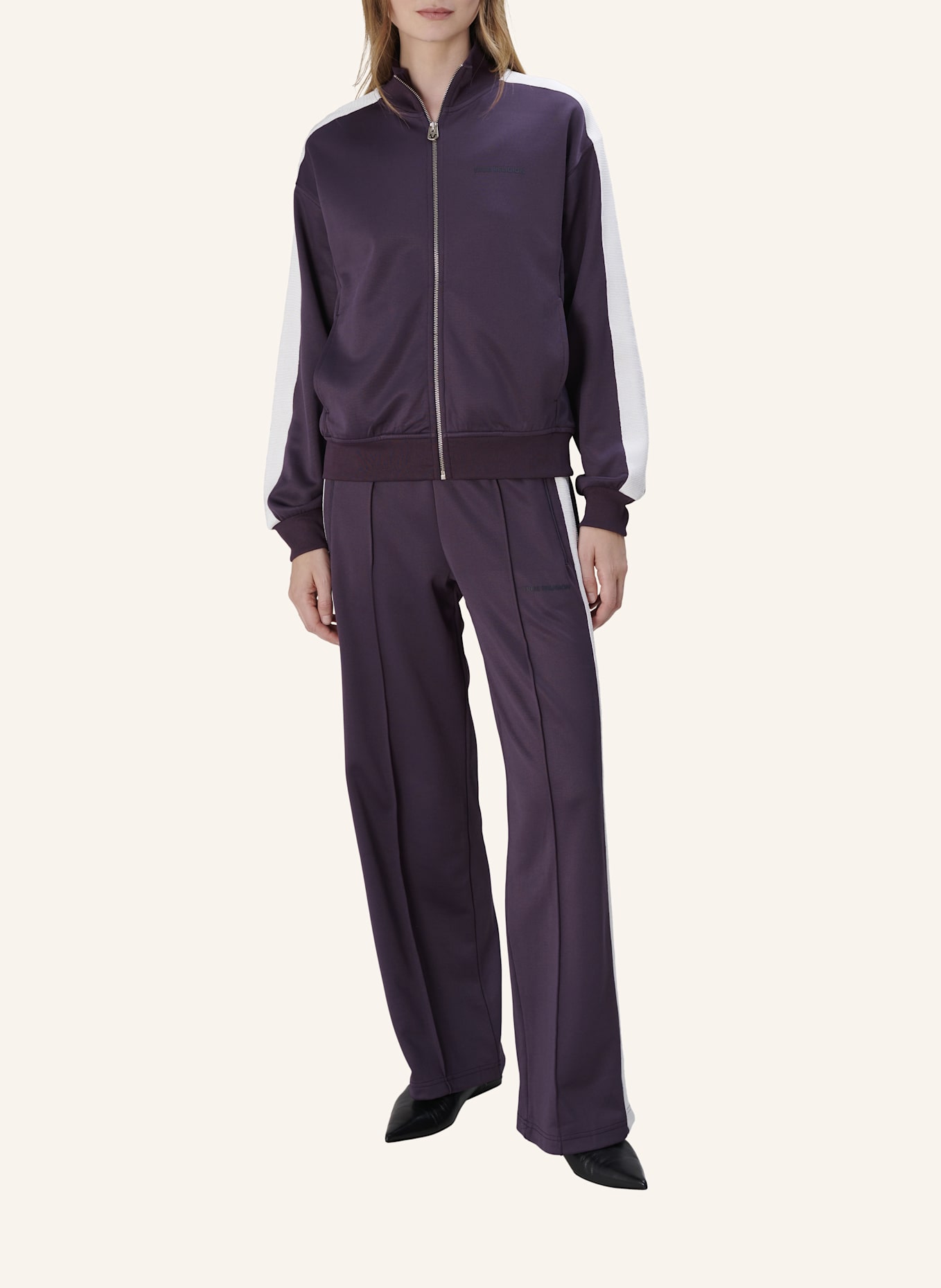 TRUE RELIGION Hose TAYLOR im Jogging Stil: ROT