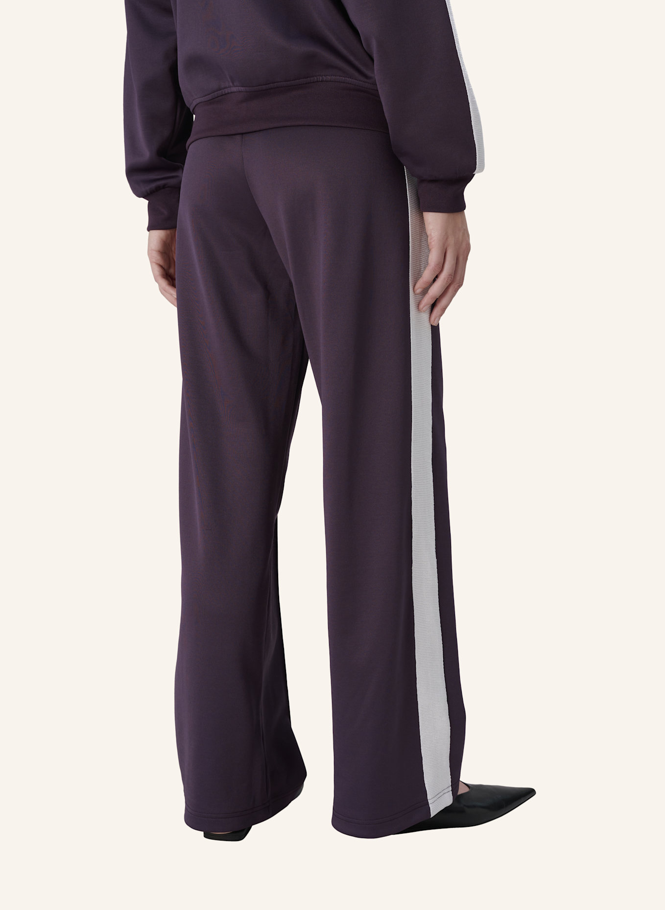 TRUE RELIGION Hose TAYLOR im Jogging Stil: ROT