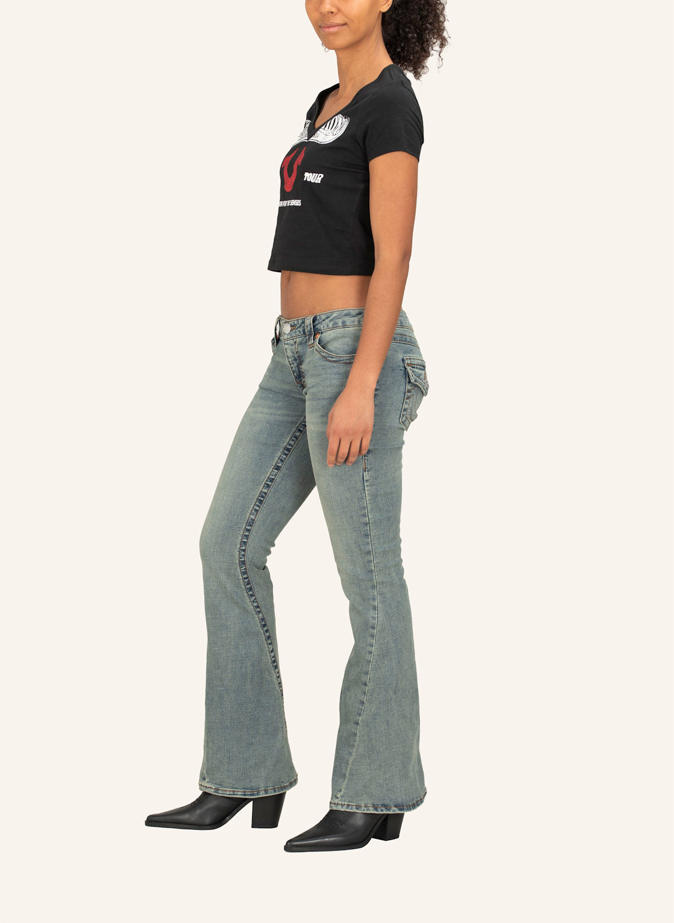 TRUE RELIGION T-Shirt Cropped: SCHWARZ