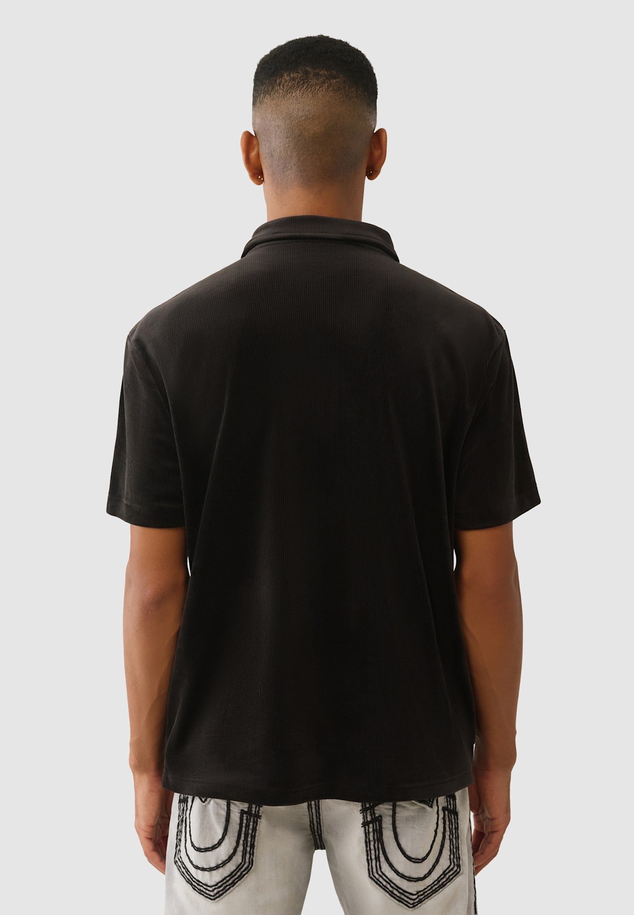 TRUE RELIGION Poloshirt: SCHWARZ