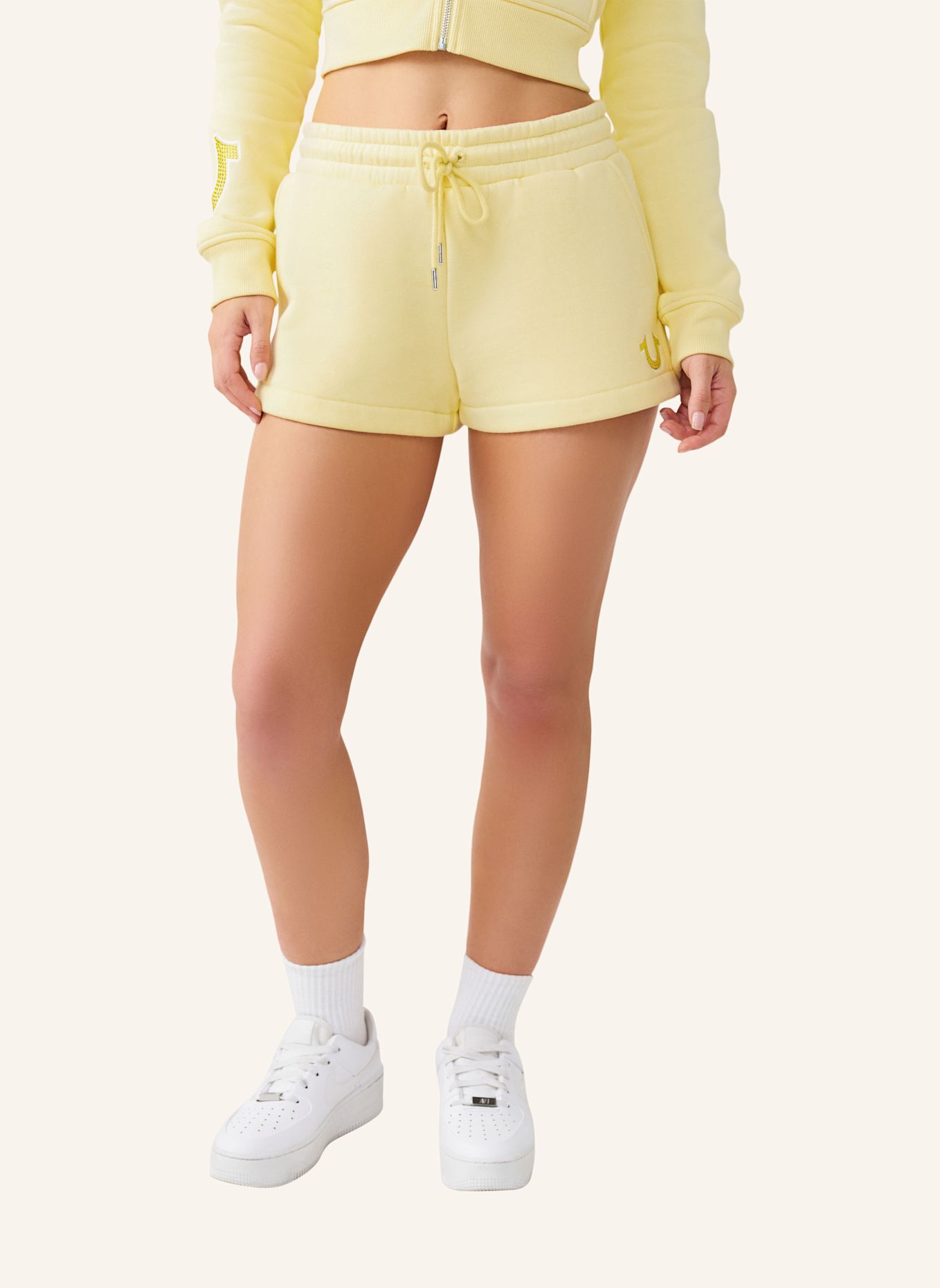 TRUE RELIGION Shorts: GELB