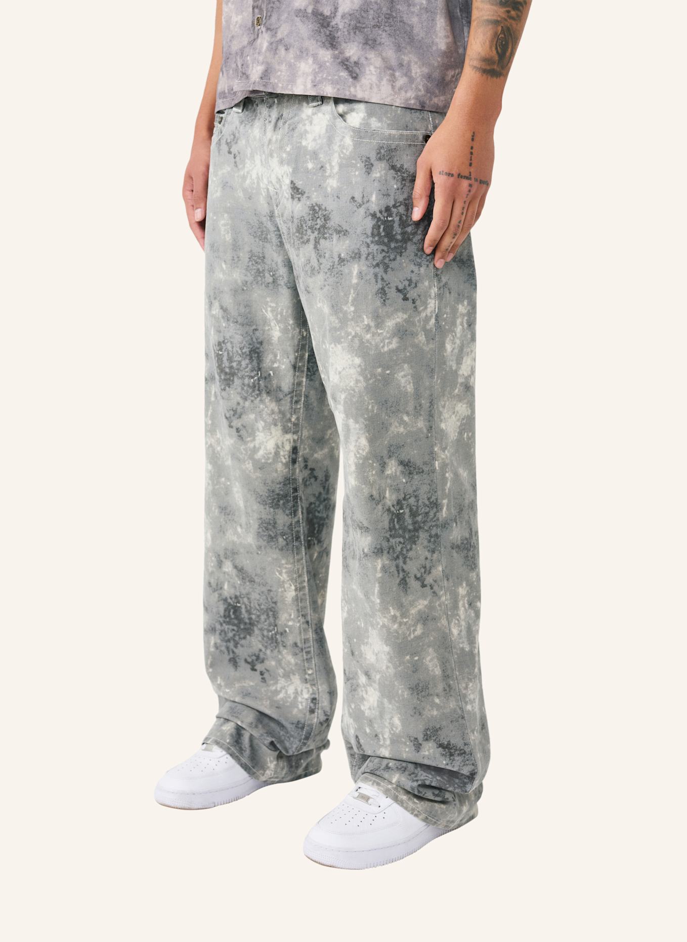 TRUE RELIGION Jeans VINNY Tie Dye Camo: GRAU
