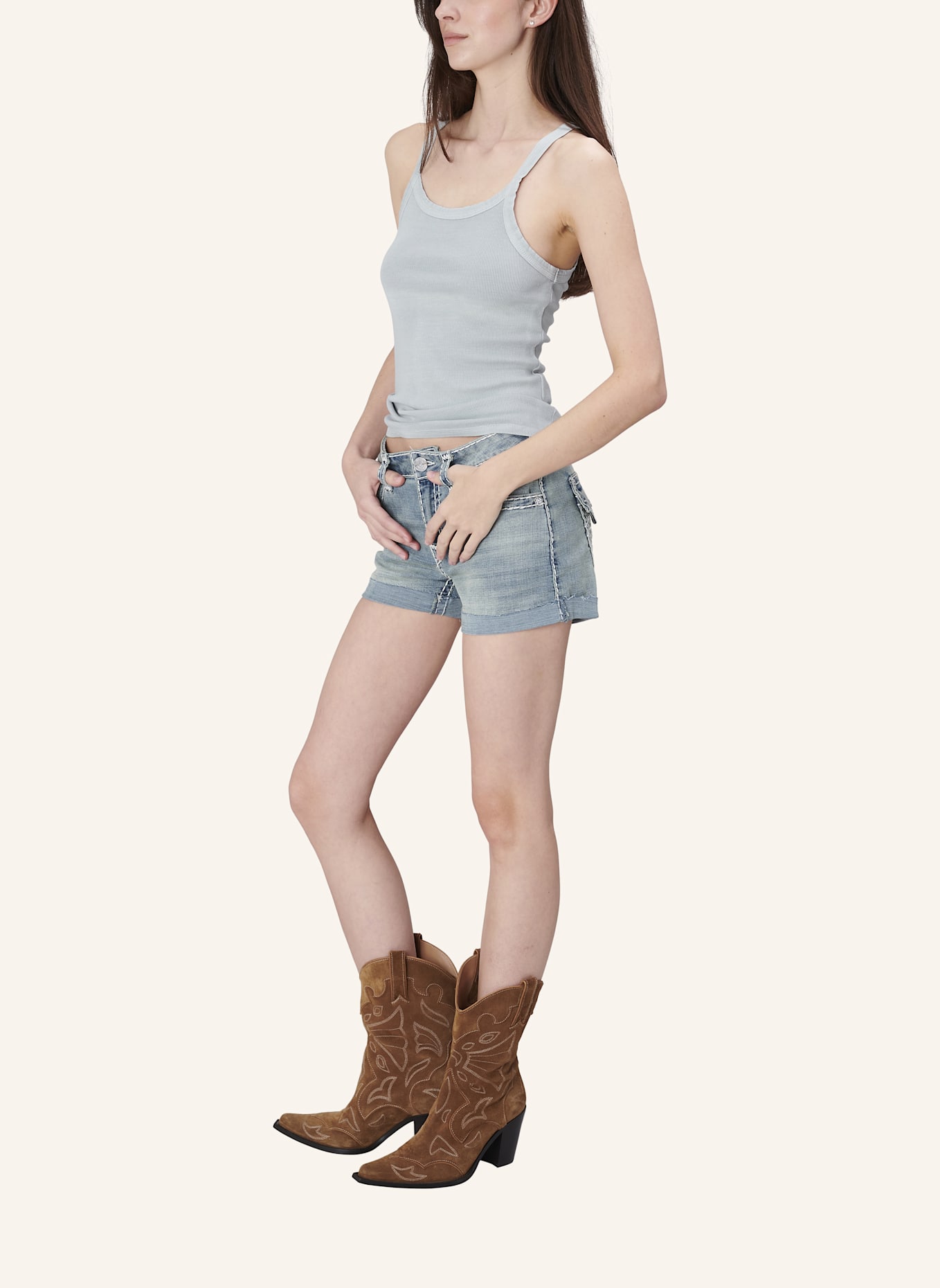TRUE RELIGION Shorts JENNIE Super T