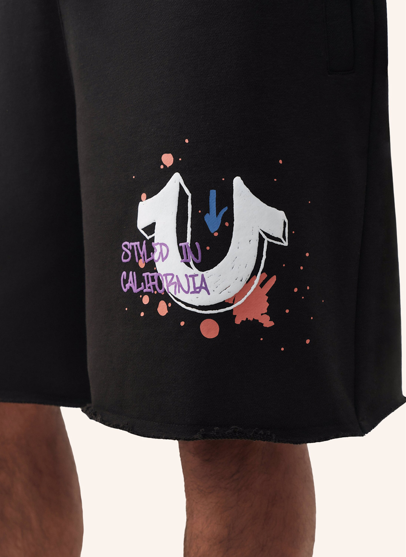 TRUE RELIGION Shorts CONCERT LOGO: SCHWARZ