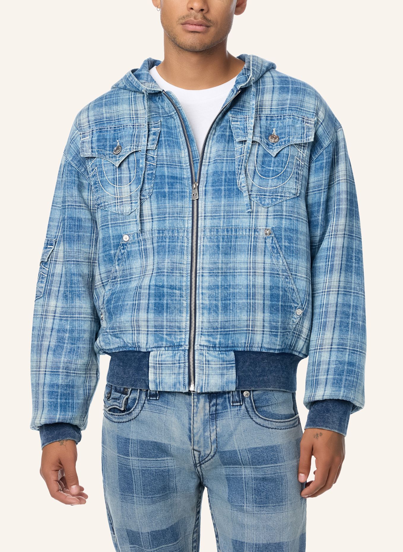 TRUE RELIGION Jacke: SCHWARZ