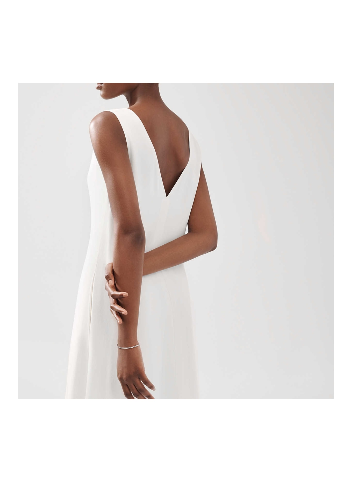 TIFFANY & Co. Jednorzędowa bransoletka TIFFANY VICTORIA® z platyny z diamentami: PLATYNOWY