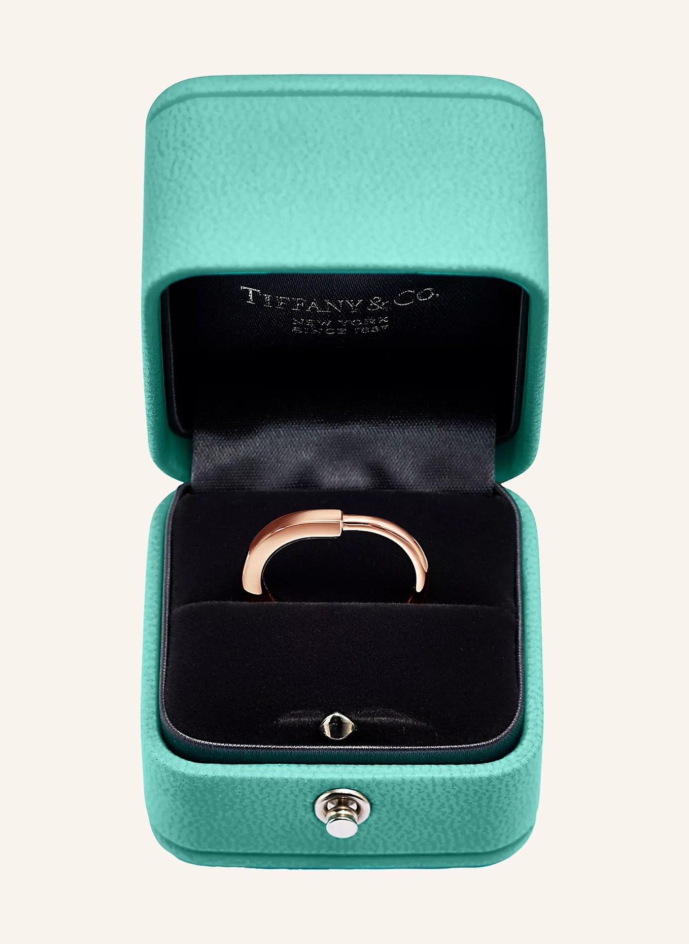 TIFFANY & Co. Ring TIFFANY LOCK aus 18 Karat Roségold mit Diamanten im runden Brillantschliff, Farbe: ROSÉGOLD (Bild 2)