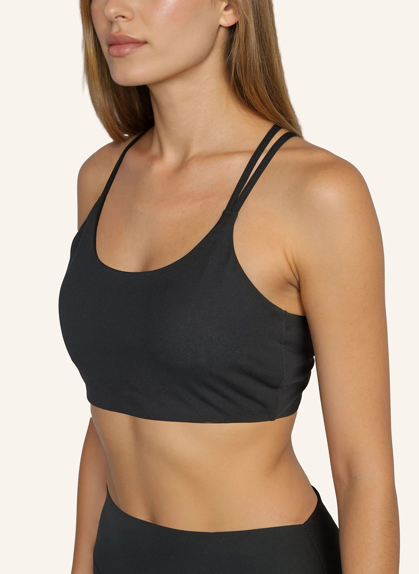 Fabletics Sport-BH PRINCIPAL LOW IMPACT: SCHWARZ
