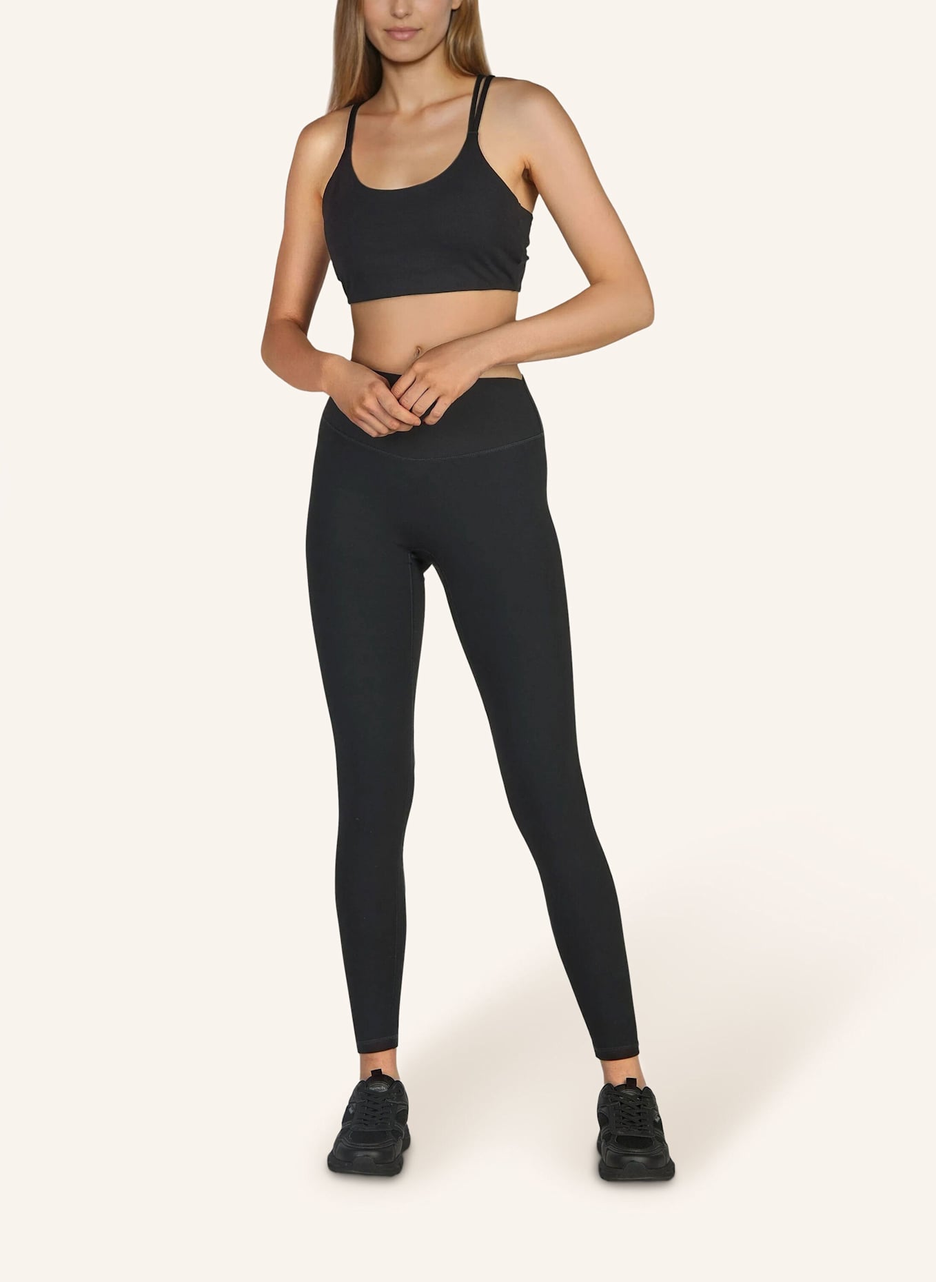 Fabletics Sport-BH PRINCIPAL LOW IMPACT: SCHWARZ