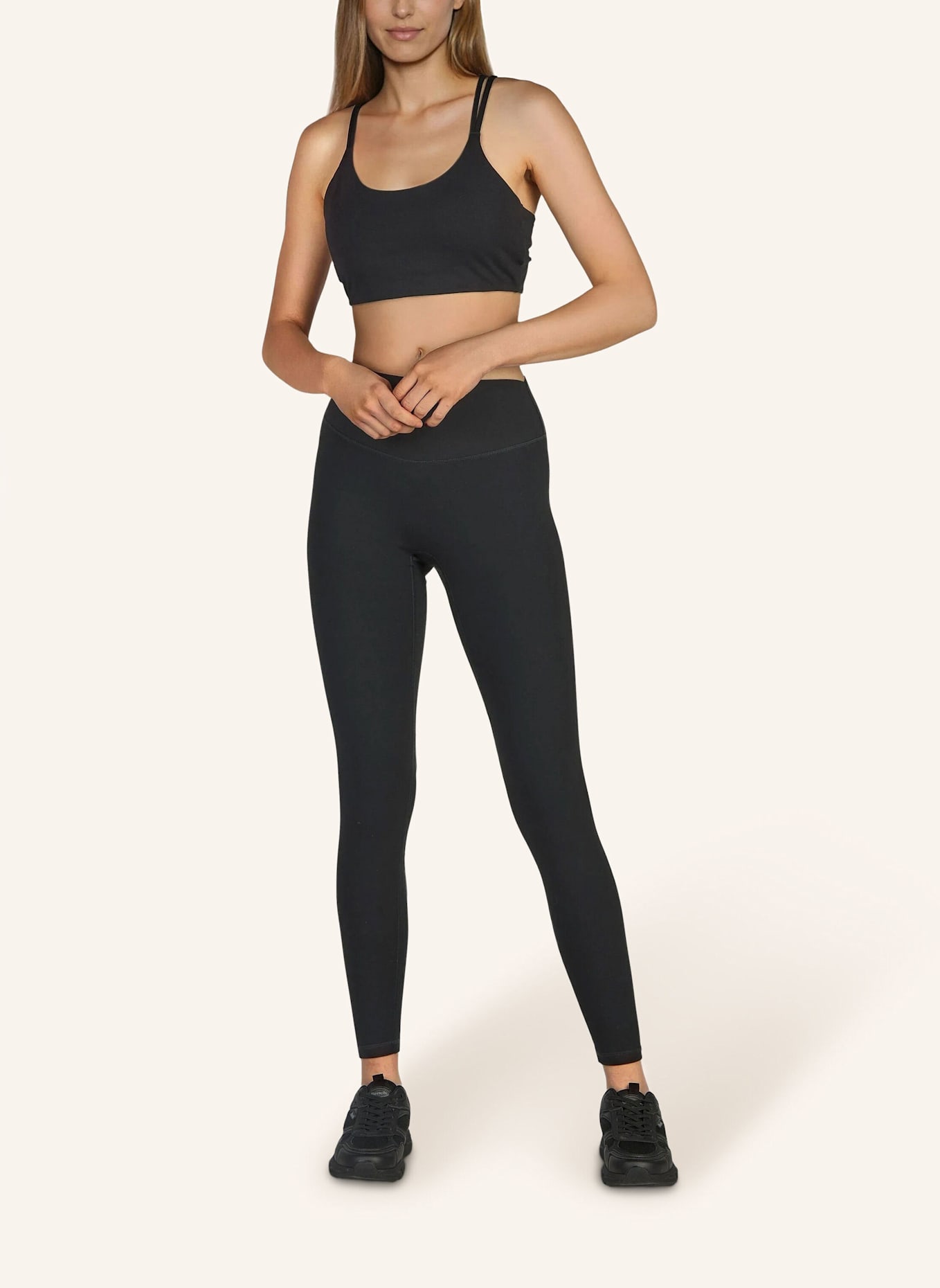 Fabletics Sport-BH PRINCIPAL LOW IMPACT: SCHWARZ