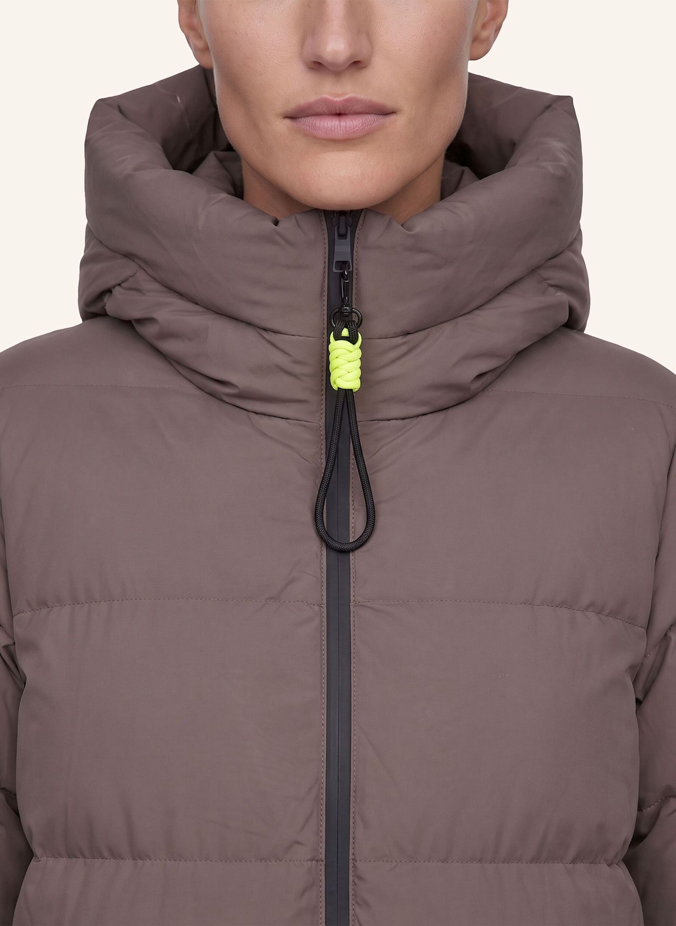 No.1 Como Steppmantel LUZIE: TAUPE