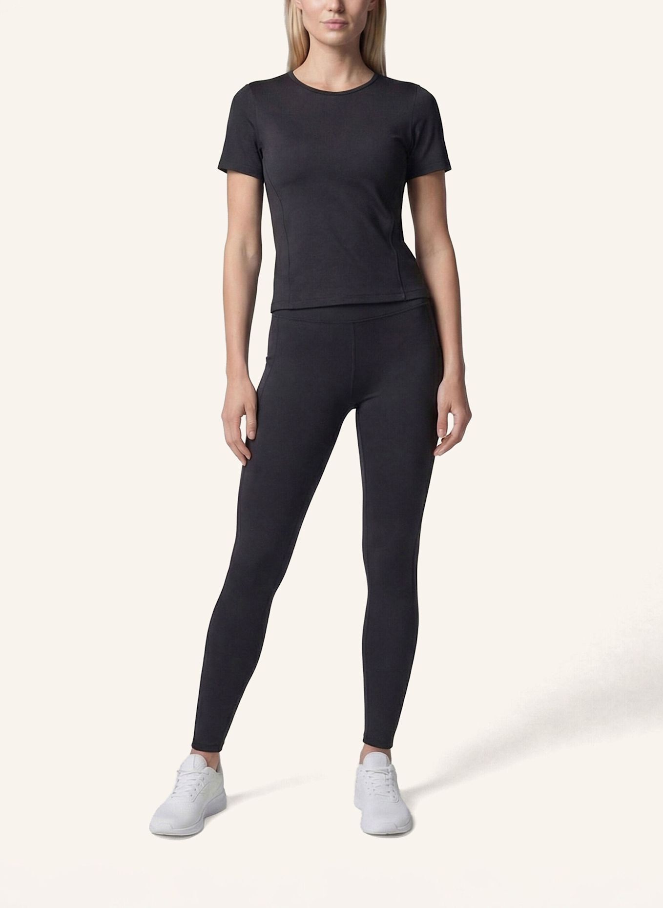 Fabletics Leggings OASIS HIGH-WAISTED LEGGING: SCHWARZ