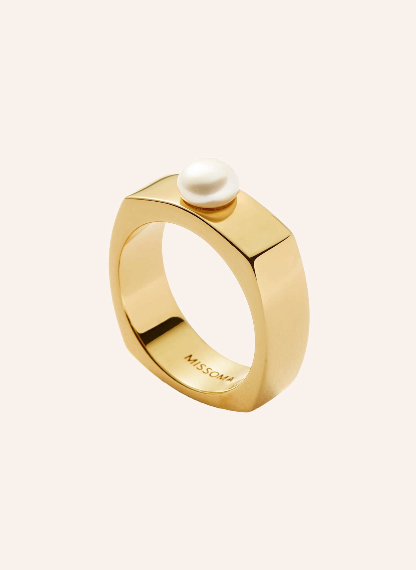 MISSOMA Ring BUTTON PEARL SQUARE by GLAMBOU, Farbe: GOLD (Bild 1)