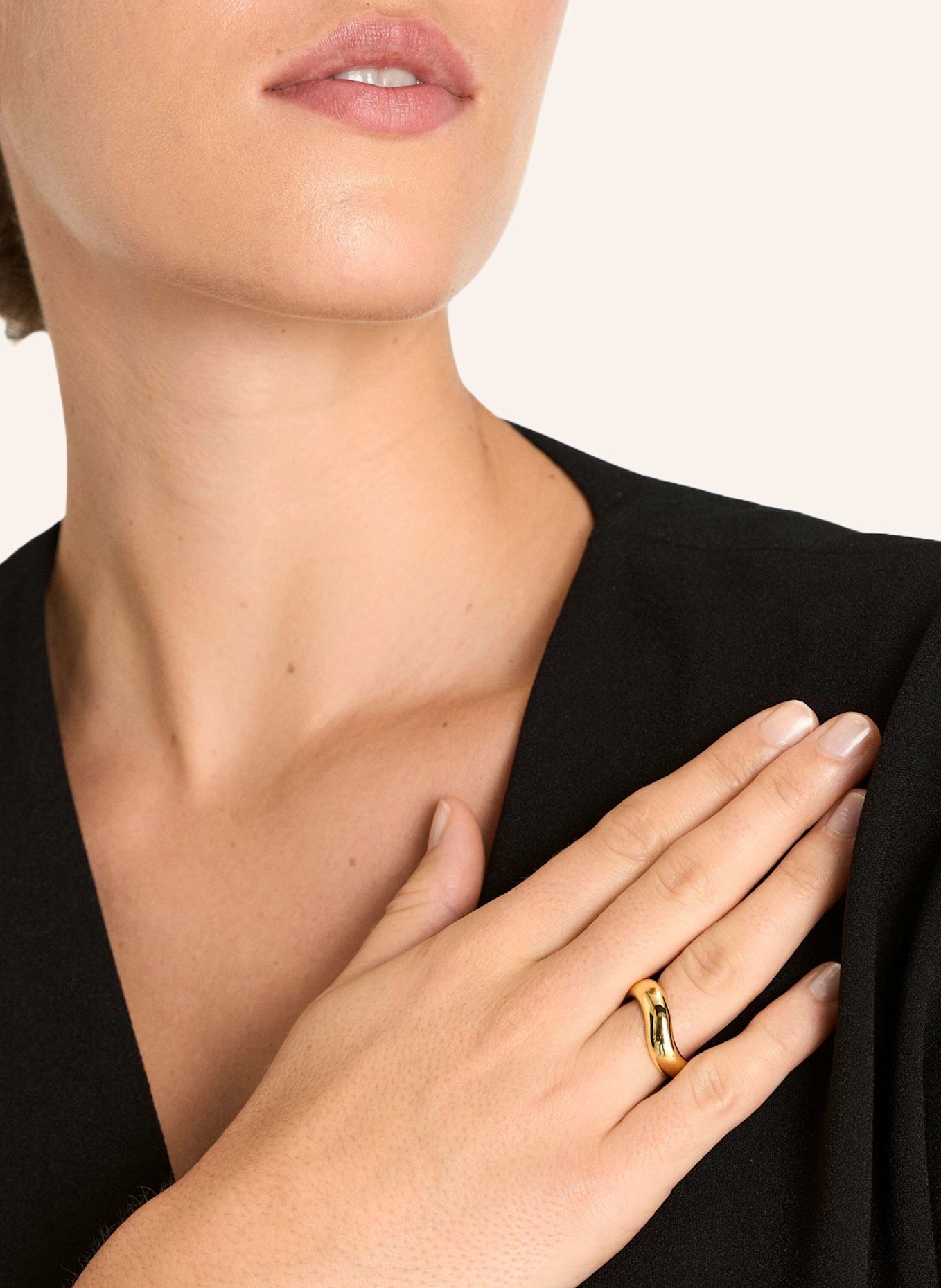 Pompidou Ring CHUBBY WAVE RING by GLAMBOU: GOLD