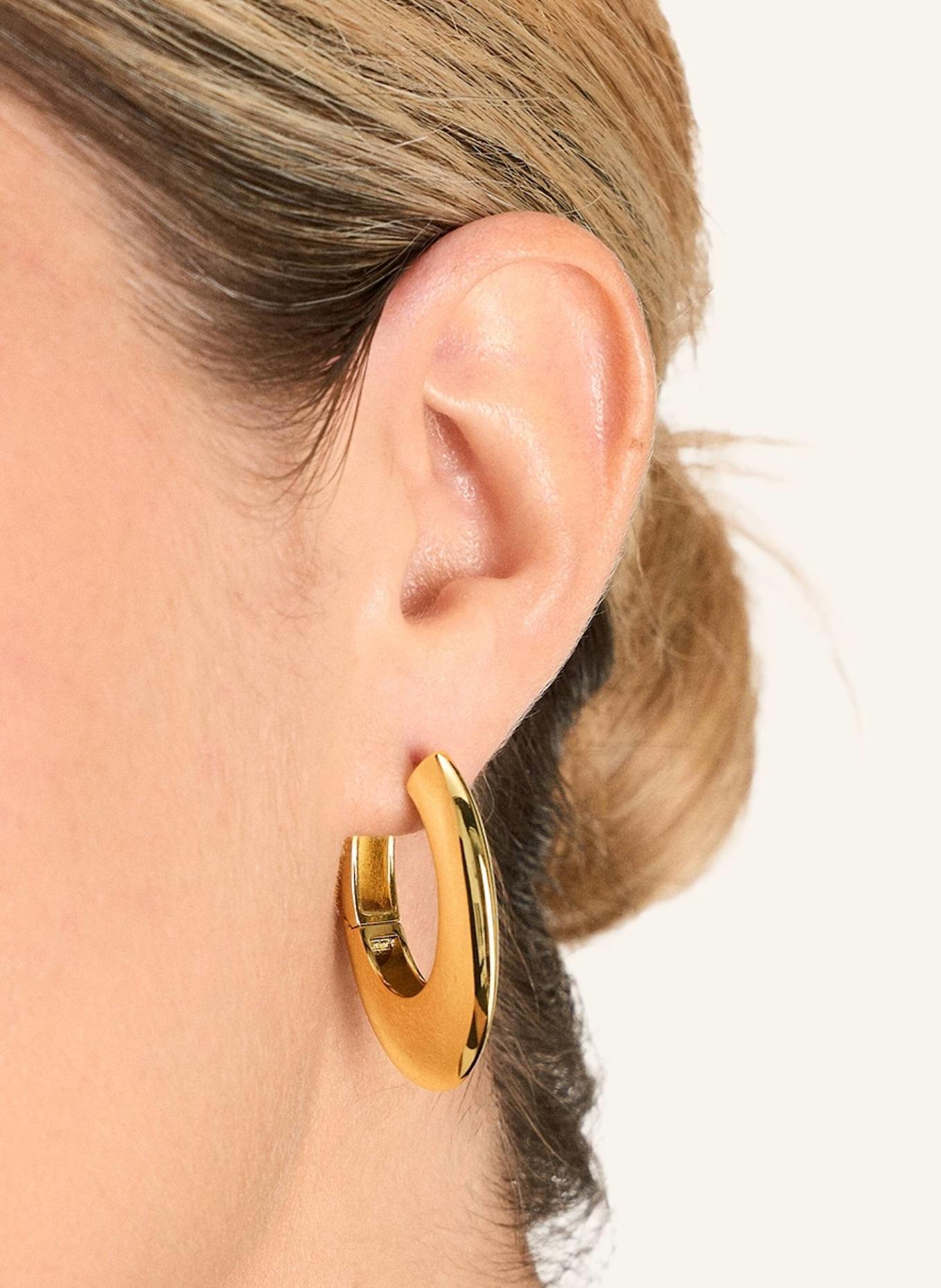 Pompidou Creolen MAXI PEBBLES HOOPS by GLAMBOU: GOLD