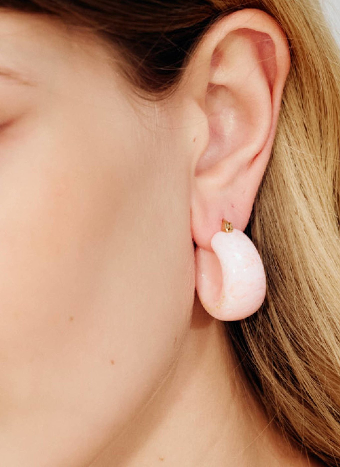 VANESSA BARONI Ohrhänger CIRCLET EARRING BUBBLE GUM TWIST by GLAMBOU: GOLD