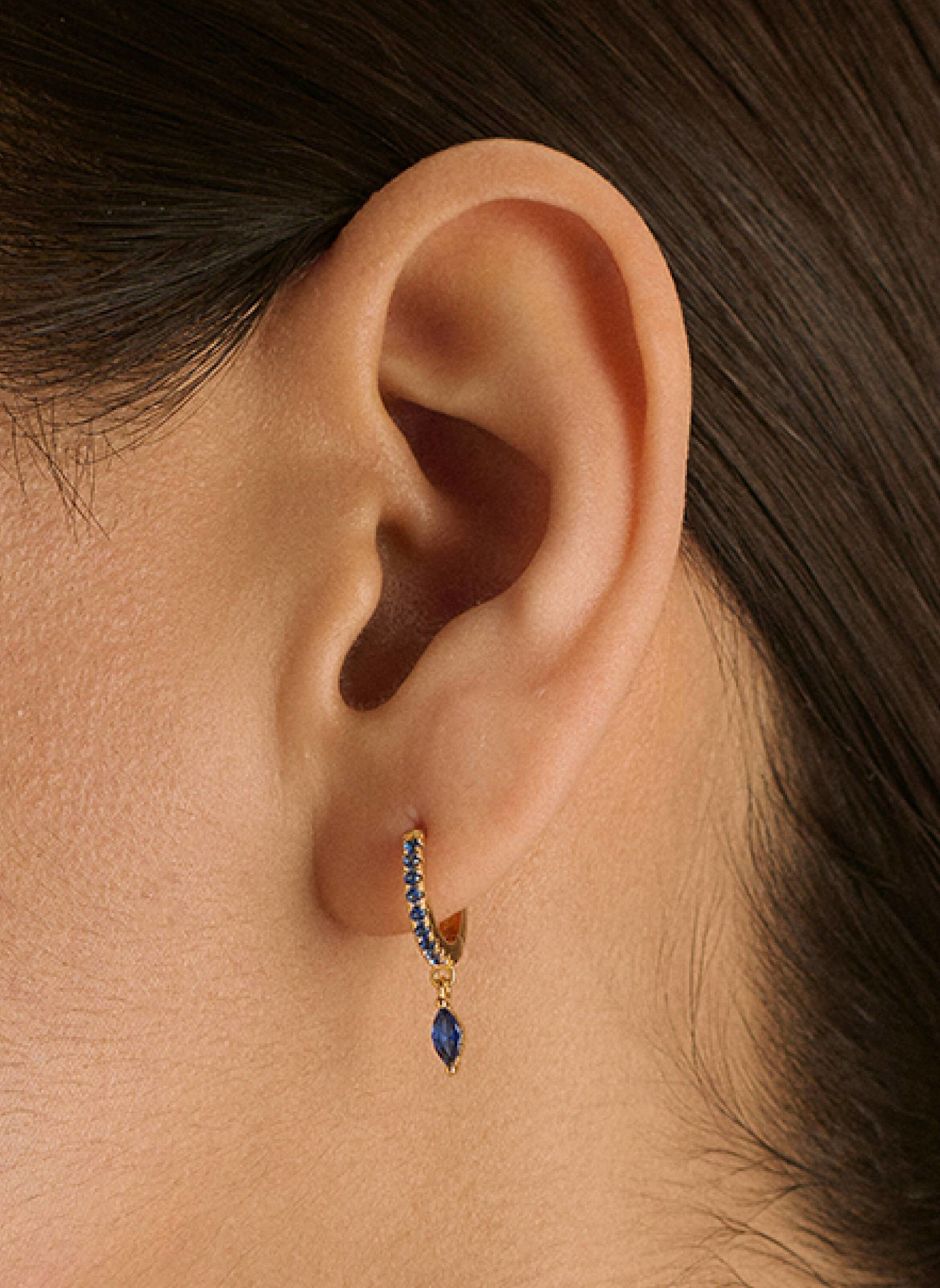 OHH LUILU Ohrhänger KYLEE PETAL HOOPS BLUE by GLAMBOU: BLAU