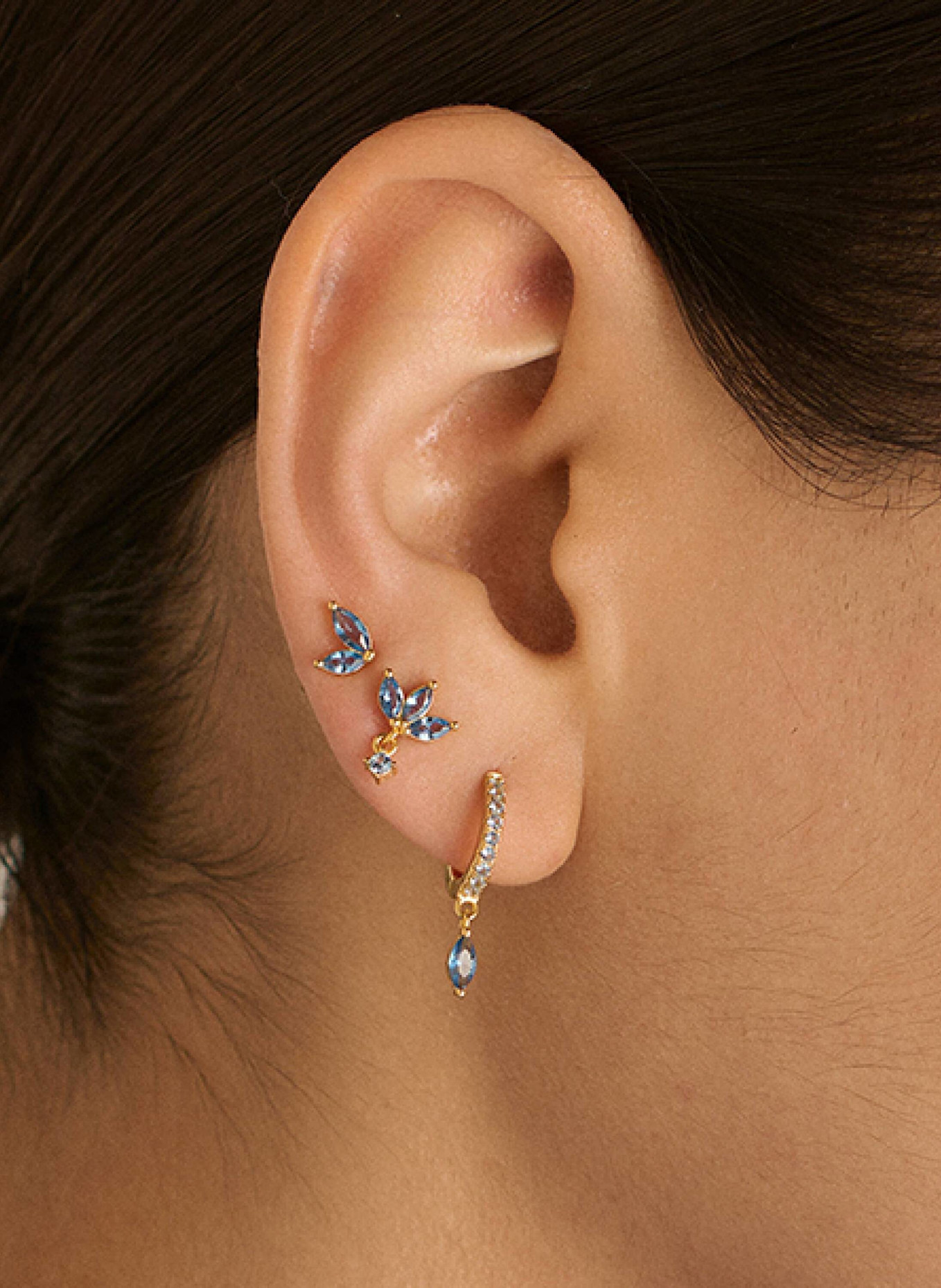 OHH LUILU Ohrstecker KYLEE PETALS STUDS AQUA by GLAMBOU: BLAU