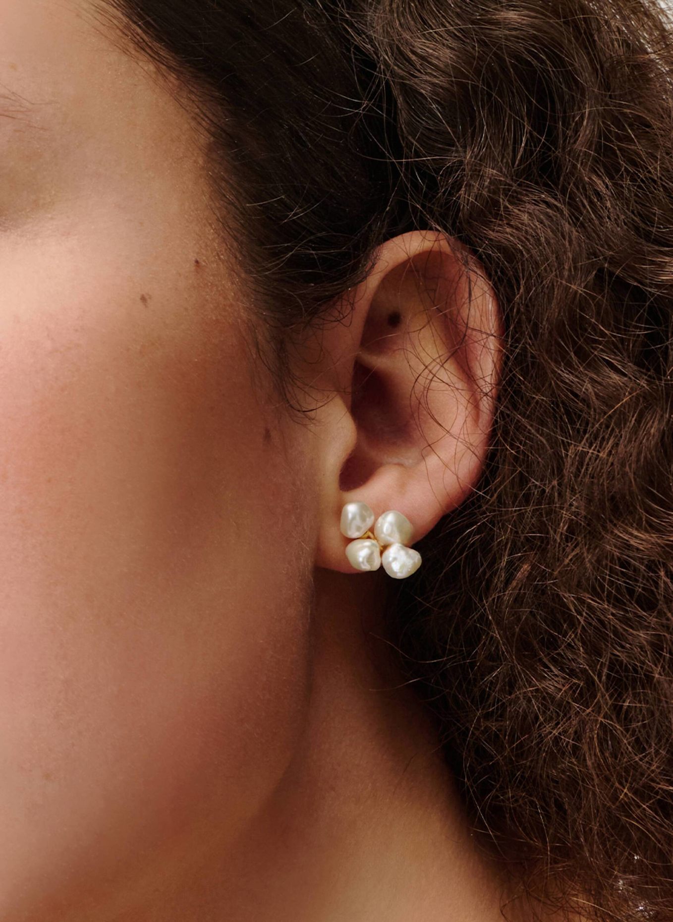 Pompidou Ohrstecker NANELLE by GLAMBOU: GOLD